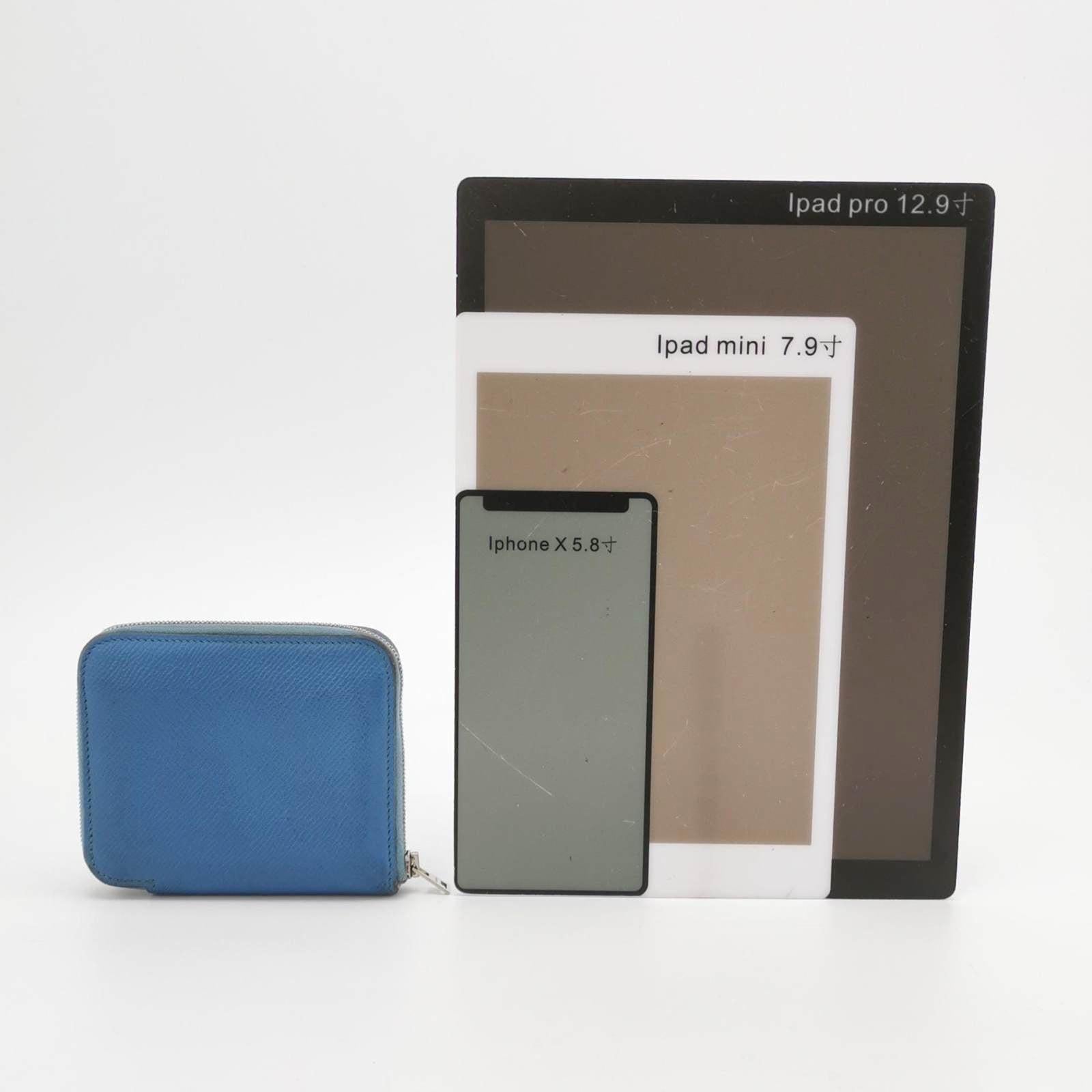 Hermes Silk'in Wallet Small Blue Leather In Good Condition For Sale In AUBERVILLIERS, FR