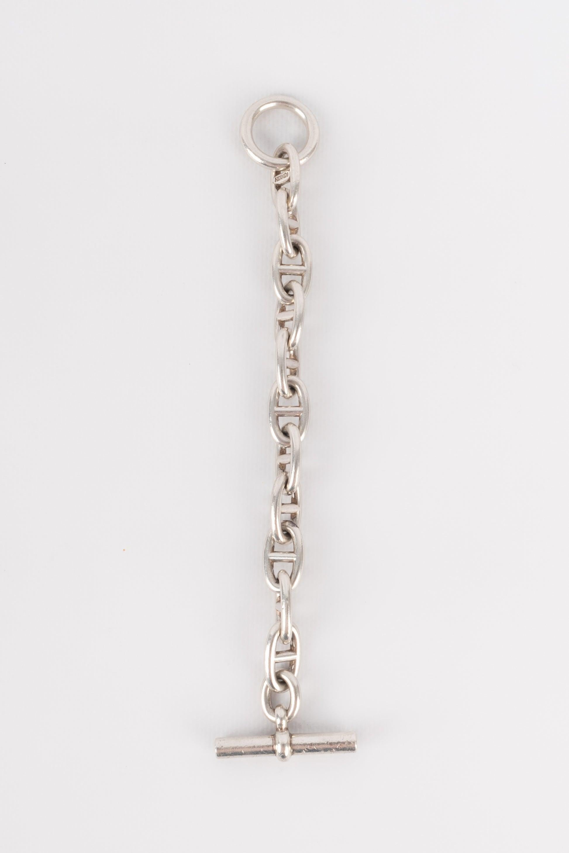 Hermès - (Made in France) Silver anchor chain bracelet.

Additional information: 
Condition: Good condition
Dimensions: Length: 21.5 cm

Seller Reference: BRA33