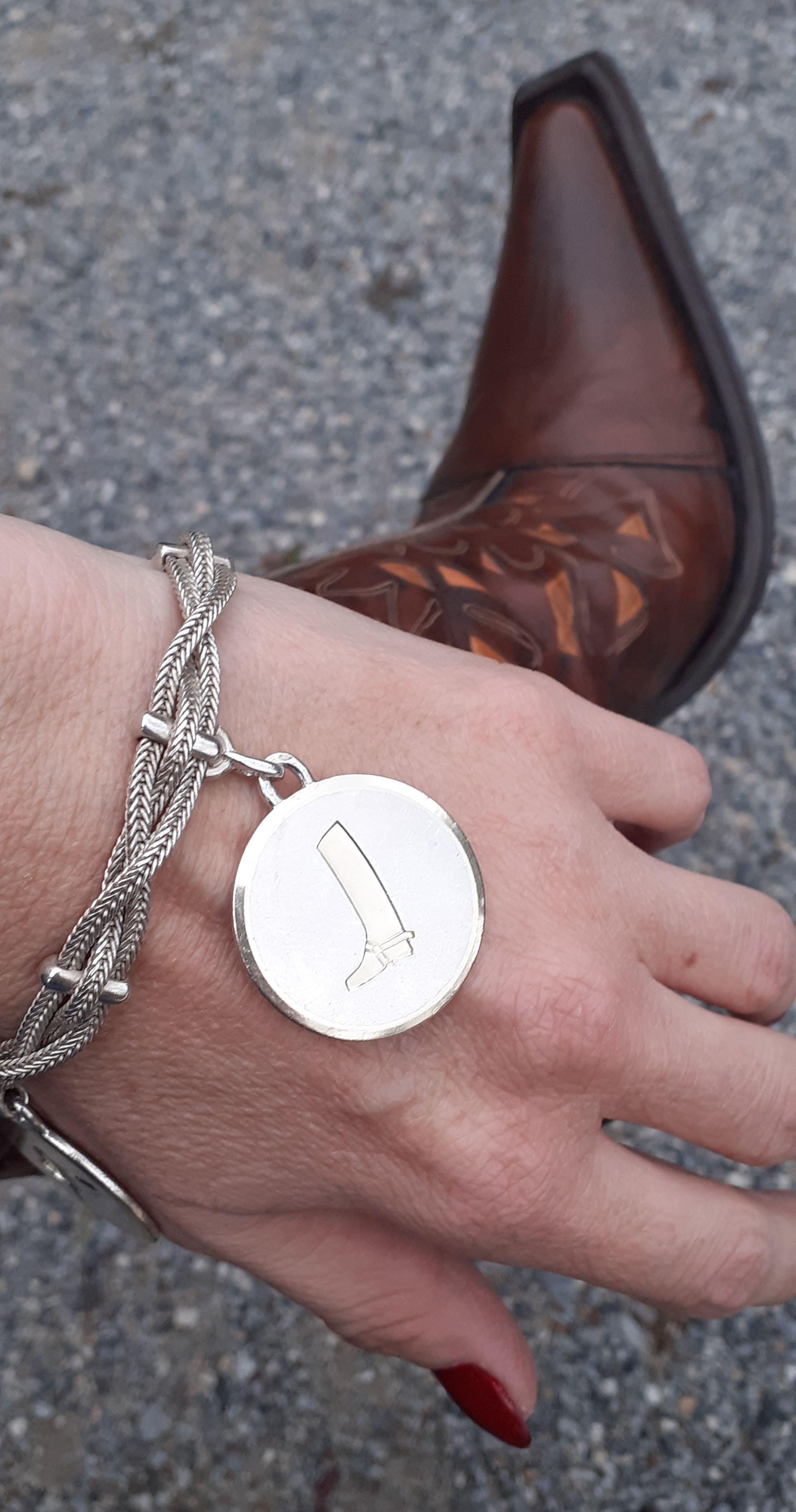 Hermès Bracciale in argento e oro Charms equestre Cavallo a cavallo Texas in vendita 15