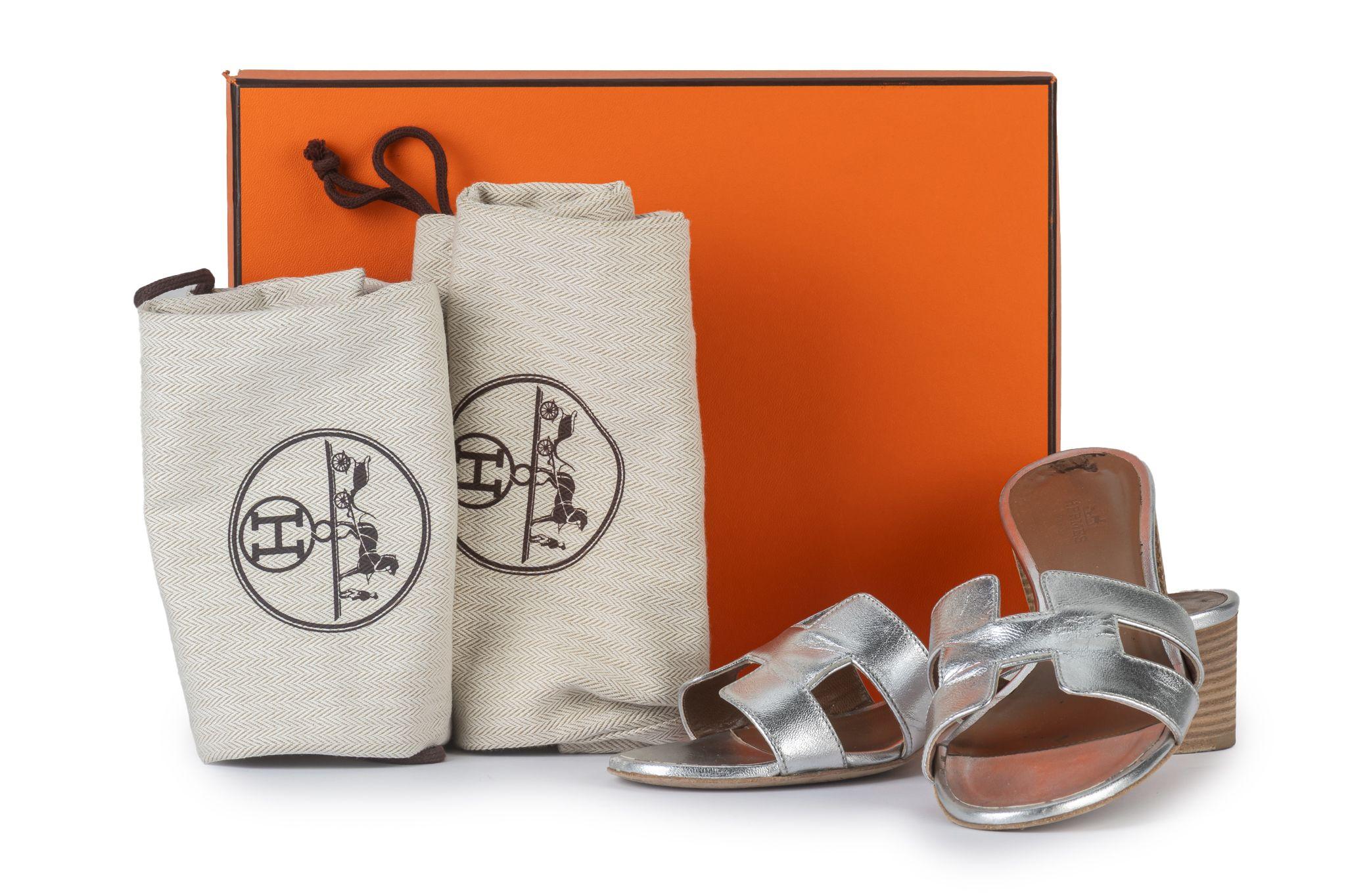 Hermès Silver Leather Oasis Slide Sandal For Sale 5