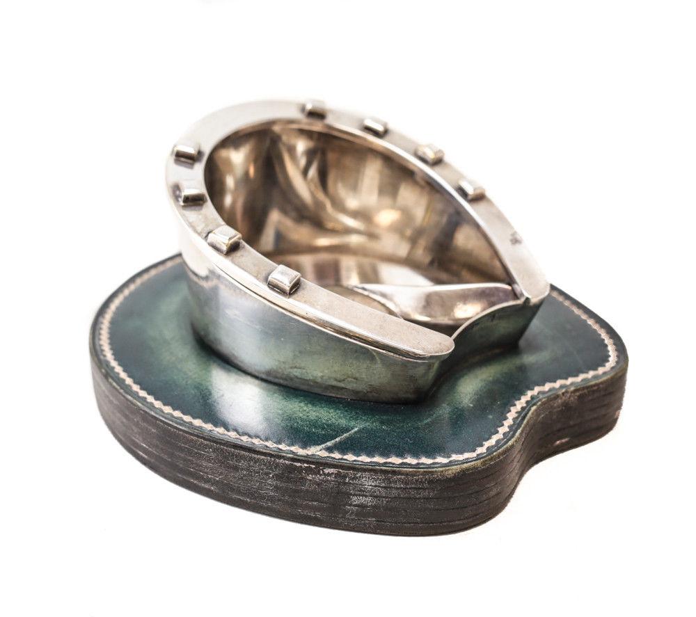 Hermes Silver Plate Horseshoe on Wood & Leather Base Cigar Cigarette Ashtray In Good Condition In Pasadena, CA