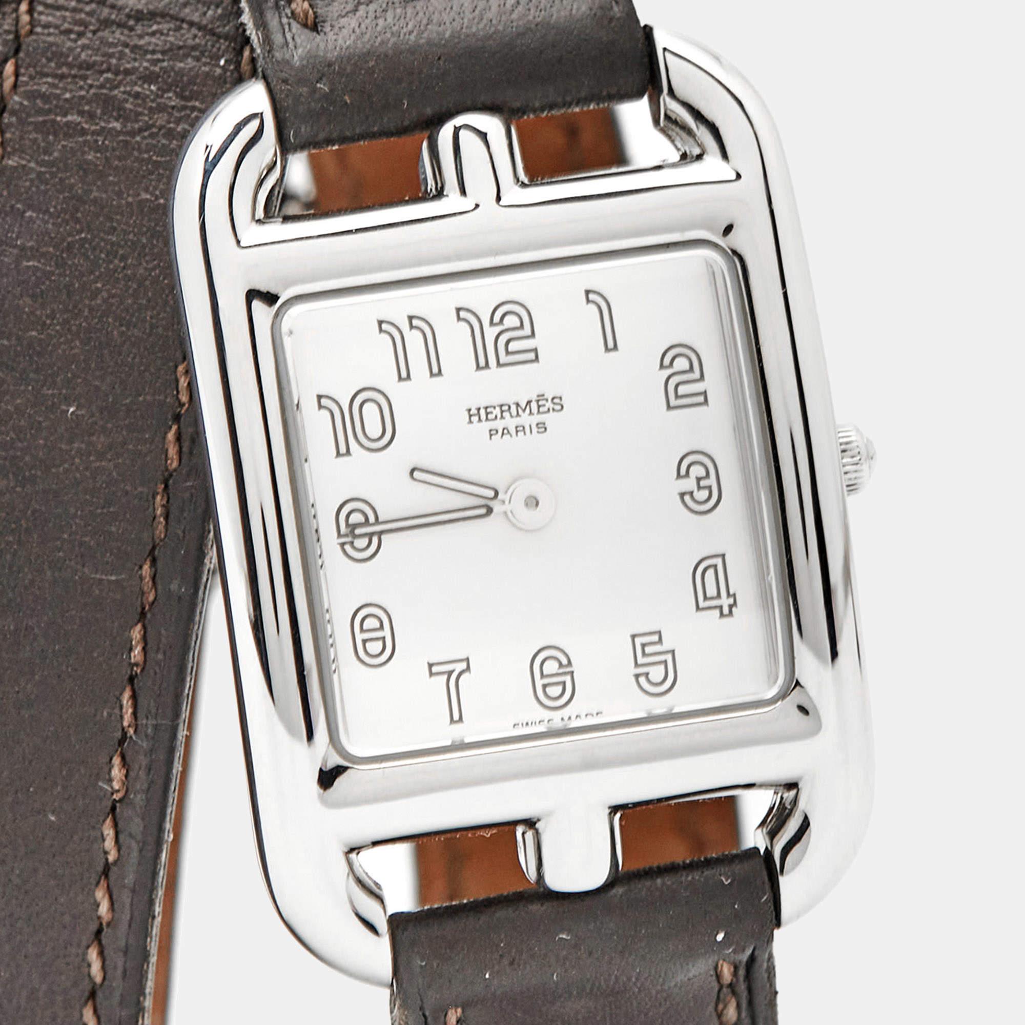 Hermes Silver Stainless Steel Leather Cape Cod CC1.210 Unisex Wristwatch 23 mm In Good Condition In Dubai, Al Qouz 2