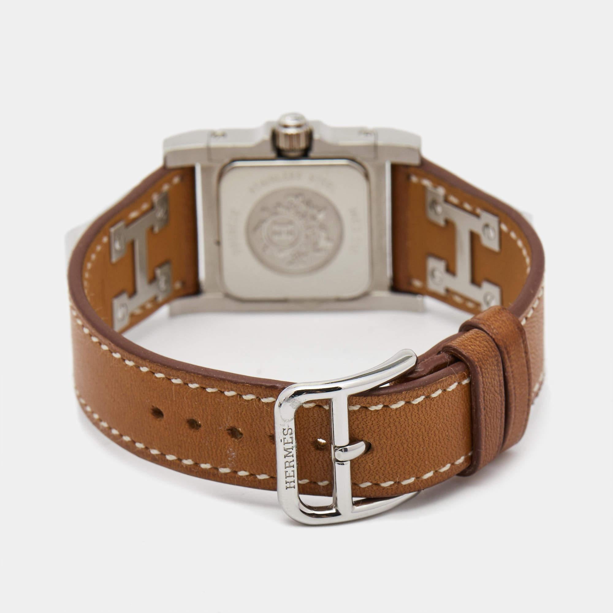 Hermes Silver Stainless Steel Leather Medor W028321WW00 Women's Wristwatch 23 mm In Good Condition For Sale In Dubai, Al Qouz 2