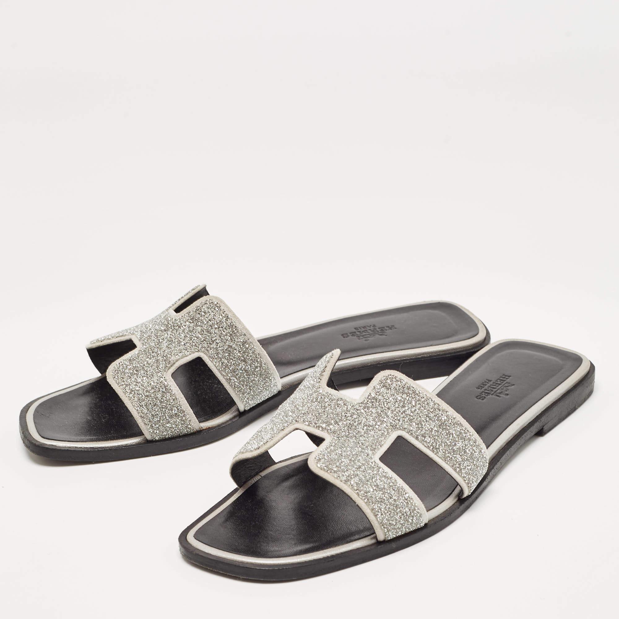Hermes Silver Suede and Glitter Opne Toe Flat Oran Slides Size 38.5 4