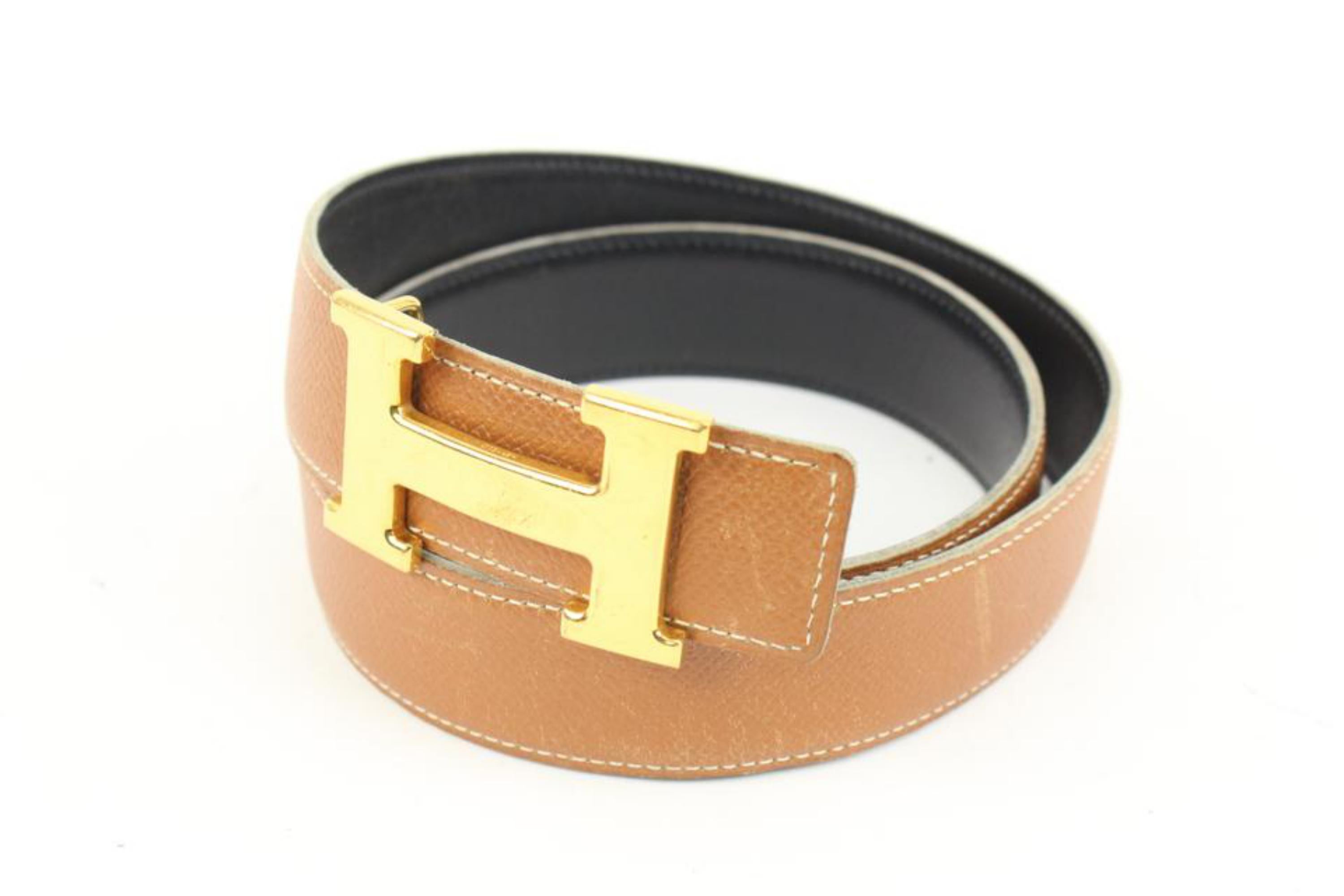 Hermès taille 75 Brown x Black 32mm Reversible H Logo Belt Kit 73h418s
Code de date/Numéro de série : B dans un carré
Fabriqué en : France
Mesures : Longueur :  35.5