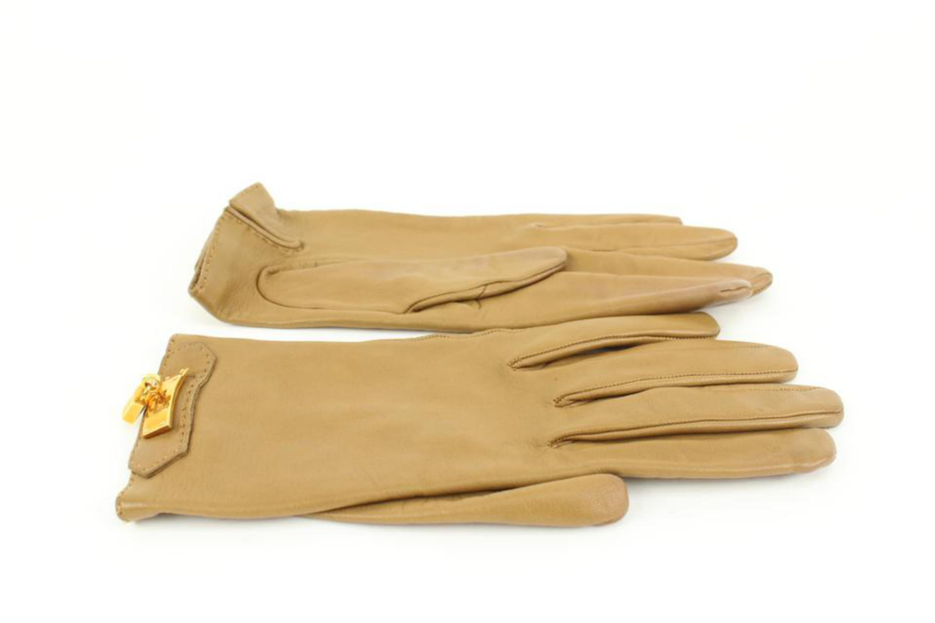 Hermès Size 8 Light Brown x Gold Lambskin Kelly Gloves Cadena Padlock 94h412s For Sale 5