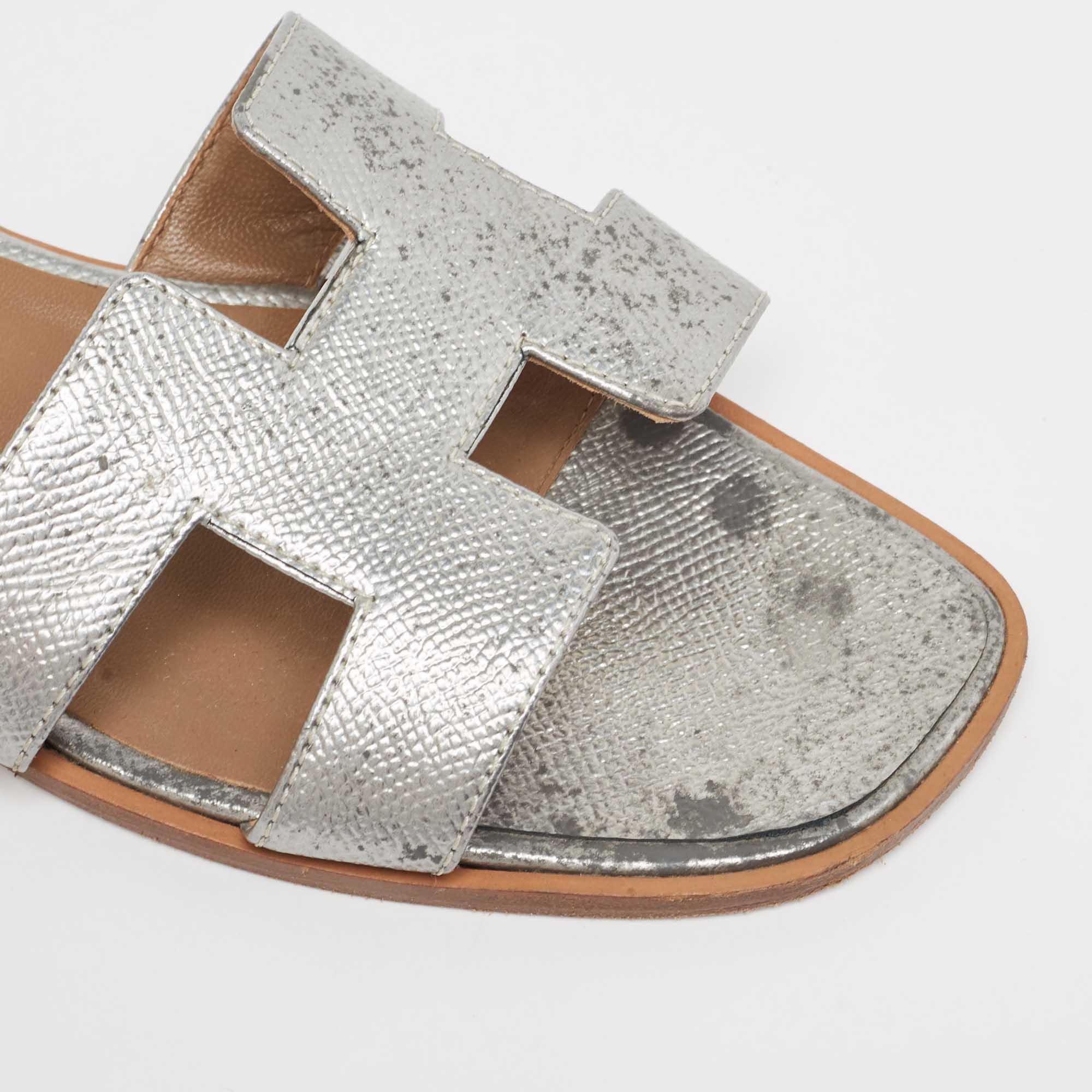 Hermes Slide Oran en cuir Slide Taille 39 en vente 3