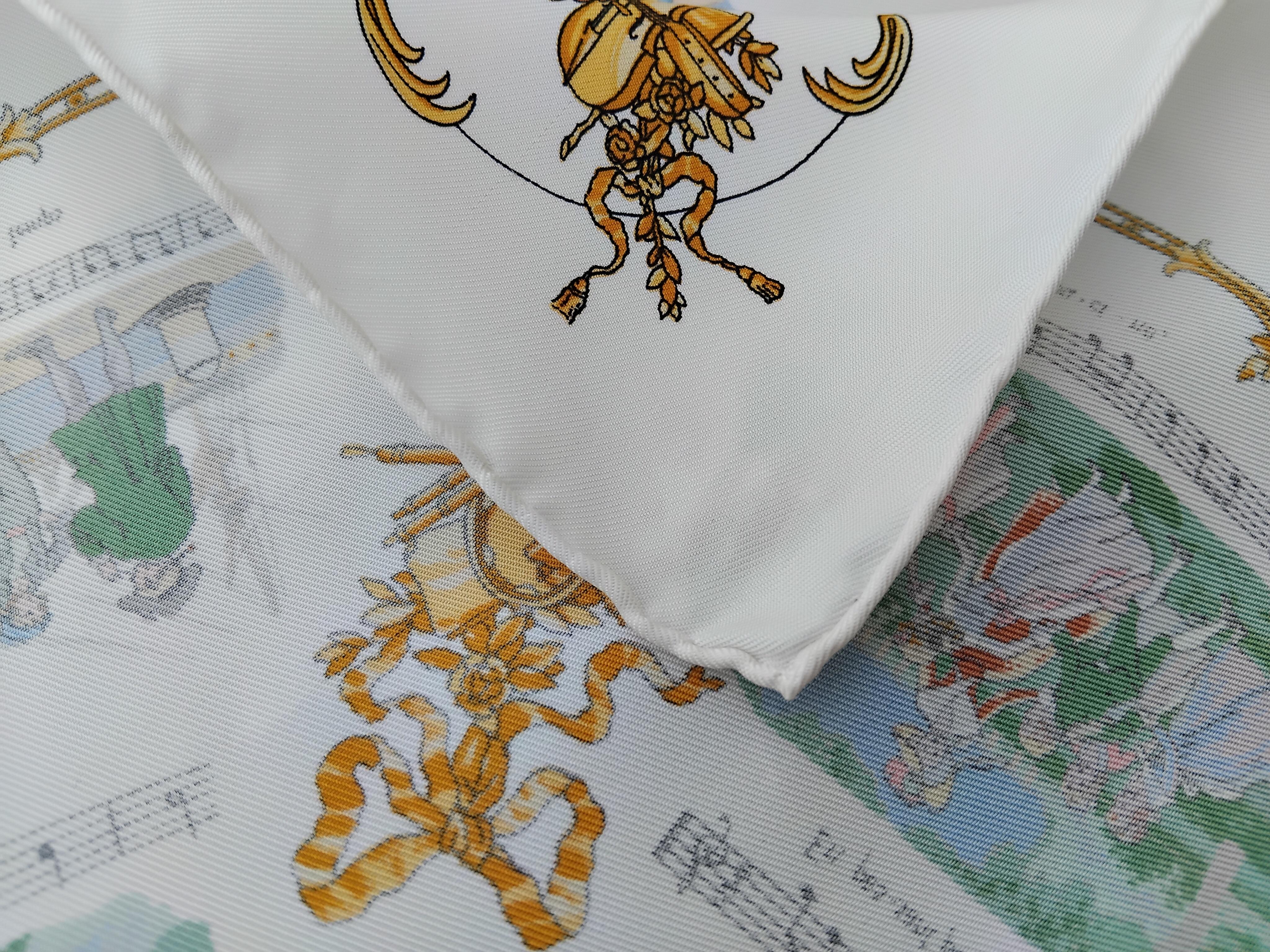 Hermès Kleiner Schal Gavroche Chansons de France LeDoux in Box im Angebot 6