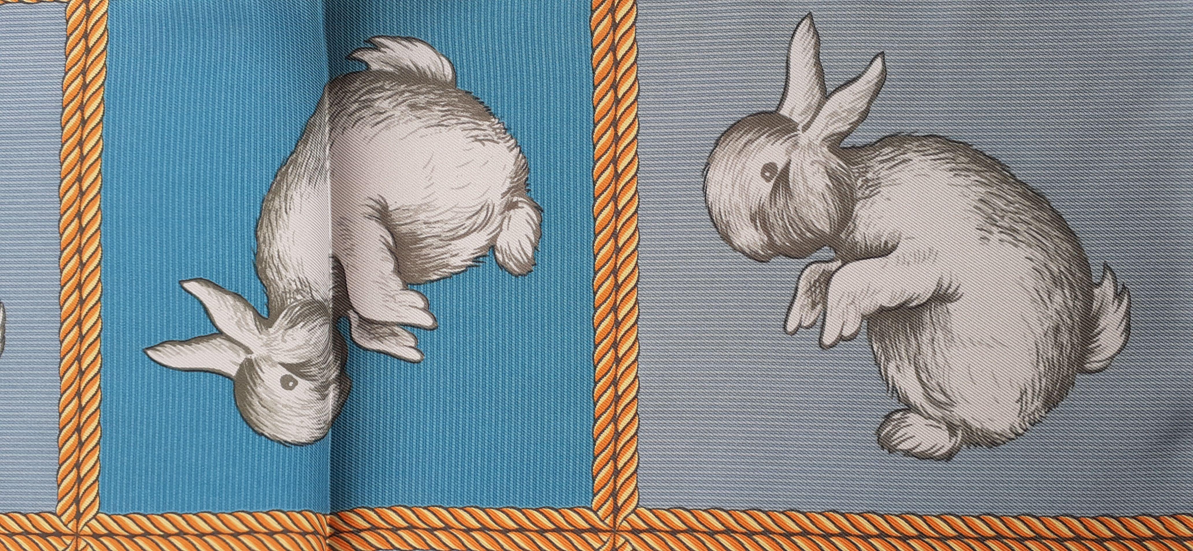 Hermès Small Silk Scarf Gavroche Pocket Square Rabbit Duck Illusion 42 cm In Good Condition In Corcoué Sur Logne, Loire-Atlantique