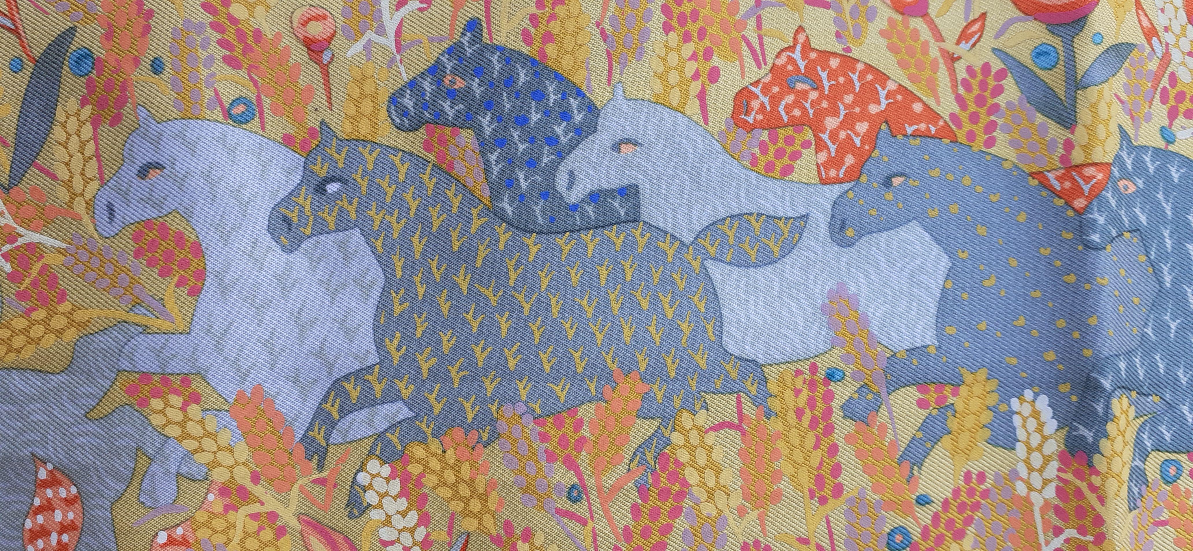 Hermès Small Silk Scarf Pochette Gavroche Cavale Joyeuse Milinkov 42 cm RARE For Sale 1