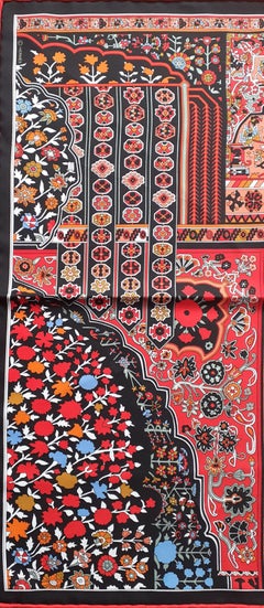 Hermès Small Silk Scarf Pocket Square Gavroche Tapis Persan Zoom Black Red 42 cm