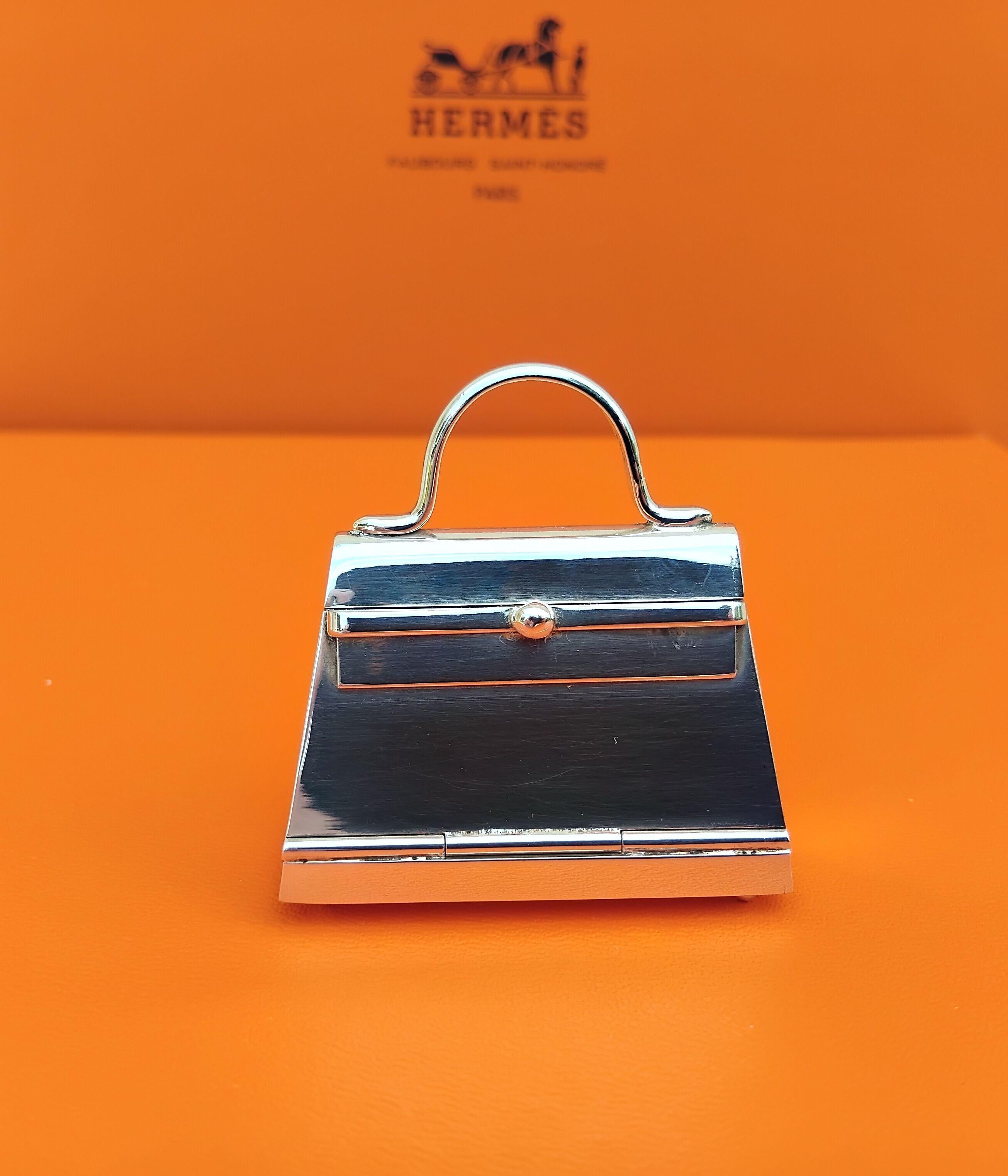 Hermès Smallest Kelly Bag Pill Box in Silver with Mirror 1