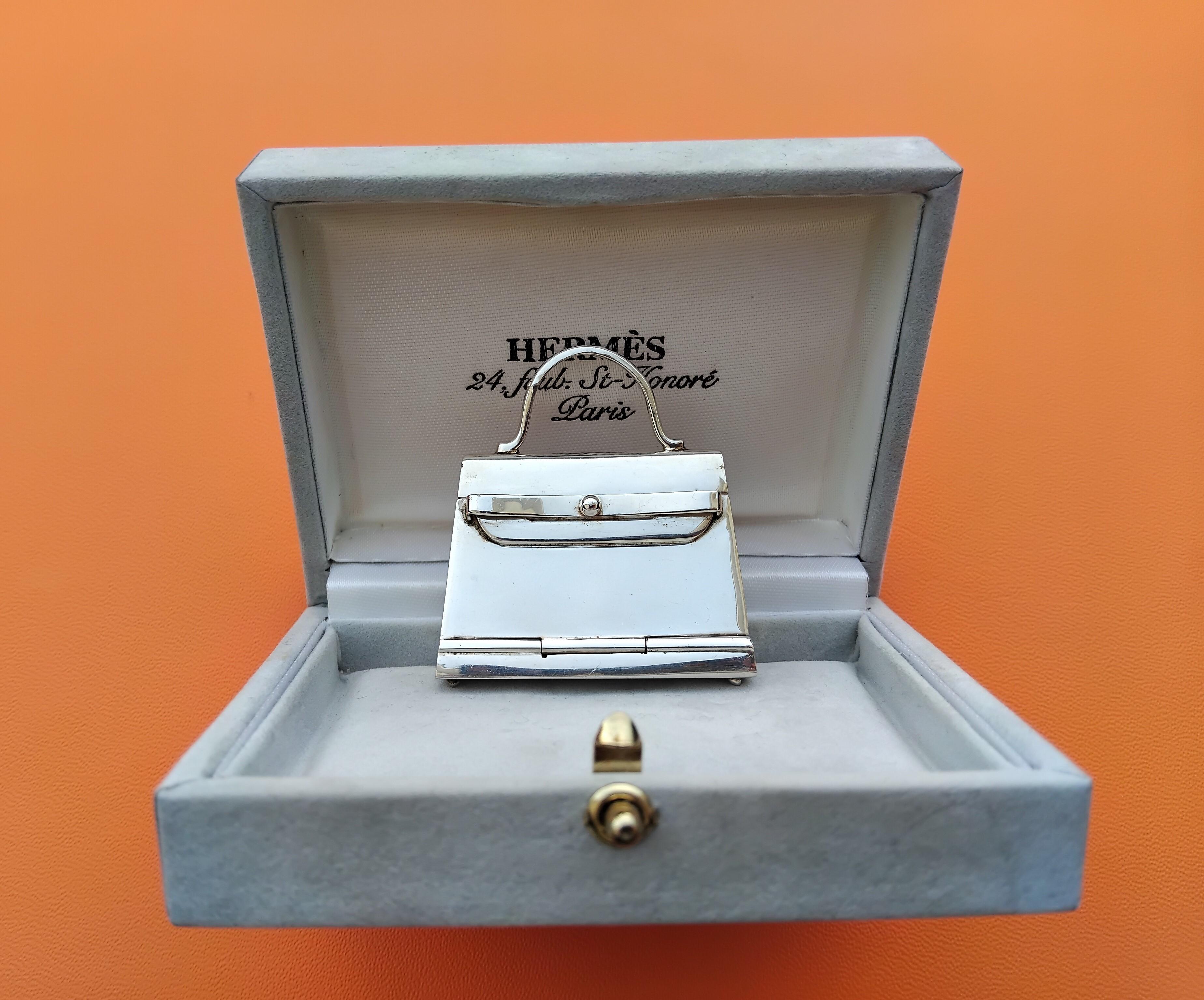 Hermès Smallest Kelly Bag Pill Box Sterling Silver with Mirror 10