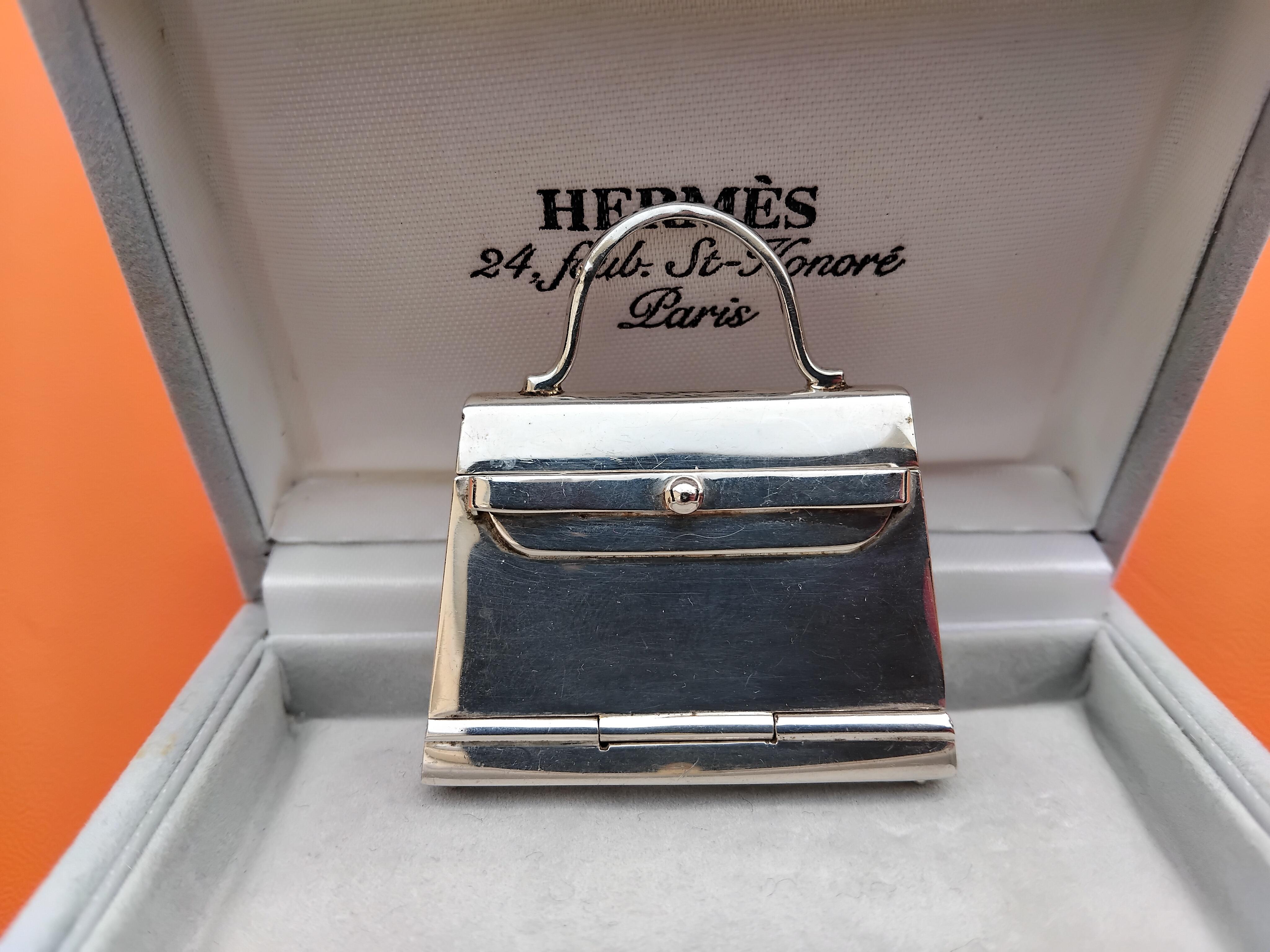 Hermès Smallest Kelly Bag Pill Box Sterling Silver with Mirror 11
