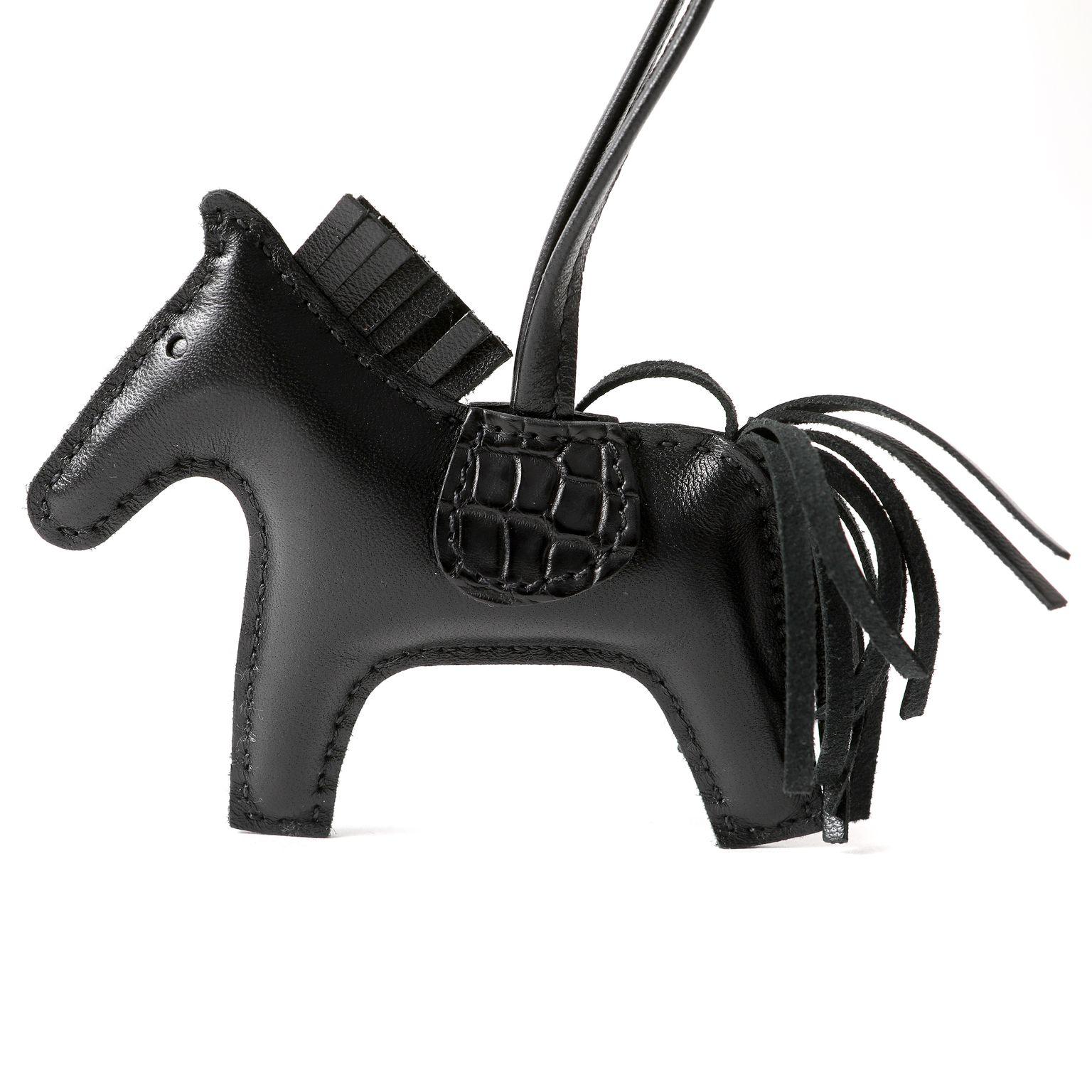 Hermès So Black Rodeo Horse Bag Charm with Alligator (breloque en alligator) Unisexe en vente