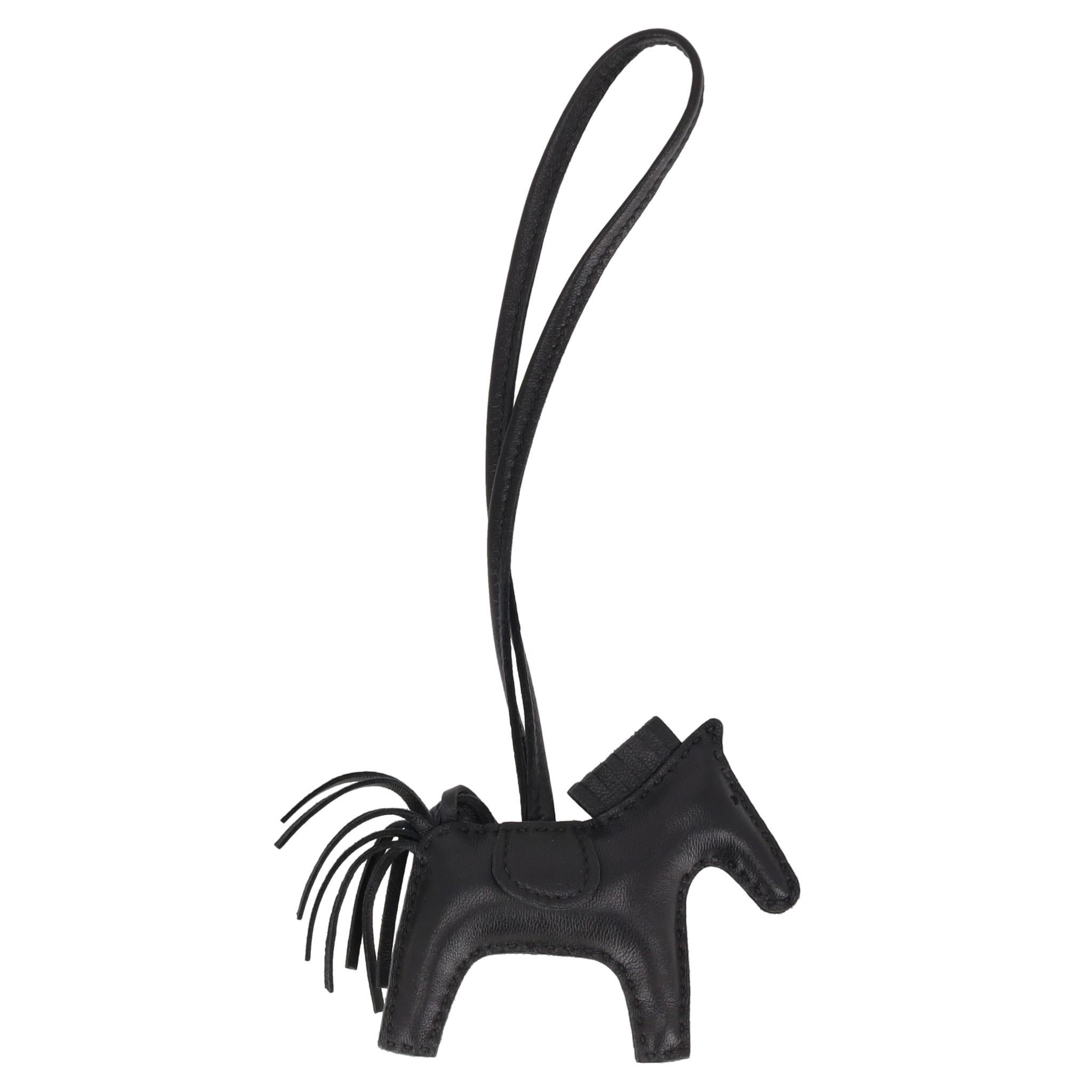Hermes So Black Rodeo Pegasus Leather Bag Charm PM In New Condition For Sale In London, GB