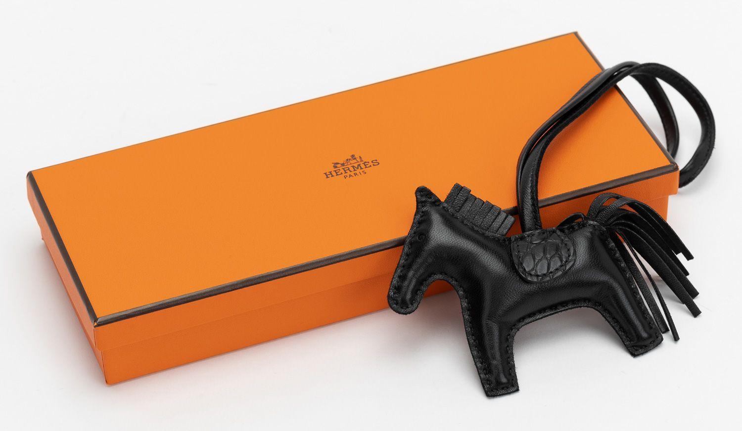 Hermès SO Black Rodeo Touch Bag Charm PM In New Condition In West Hollywood, CA