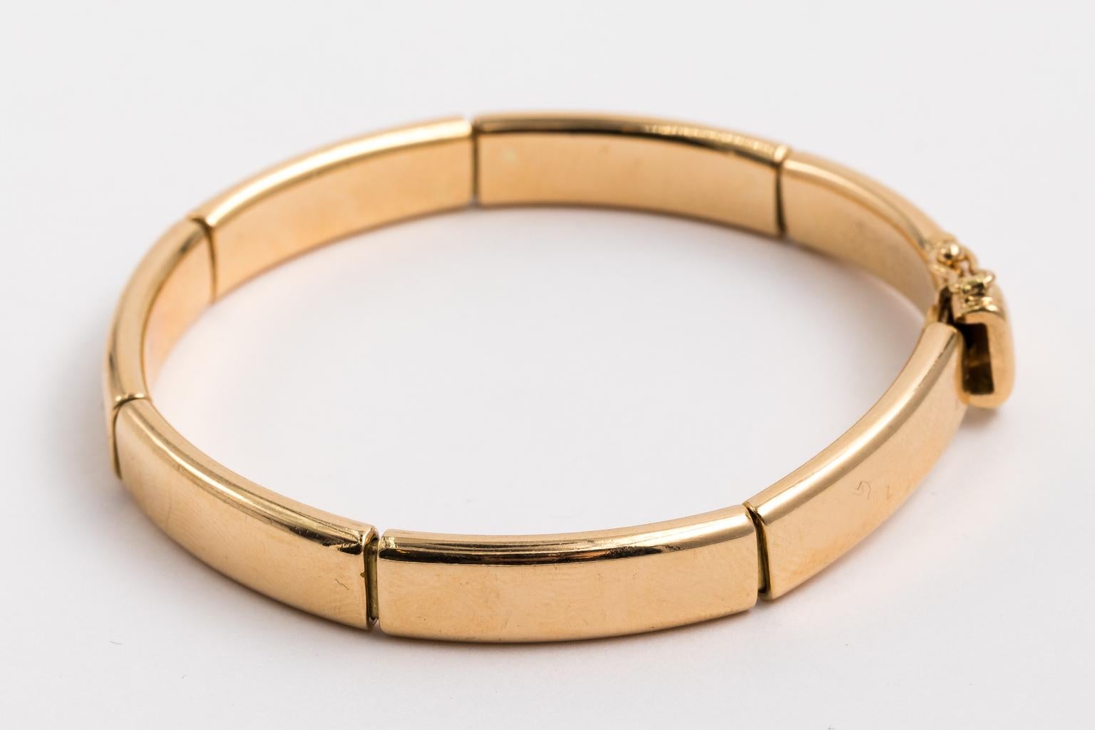 Hermes Solid 18 Karat Yellow Gold Flex Bangle Bracelet For Sale 2