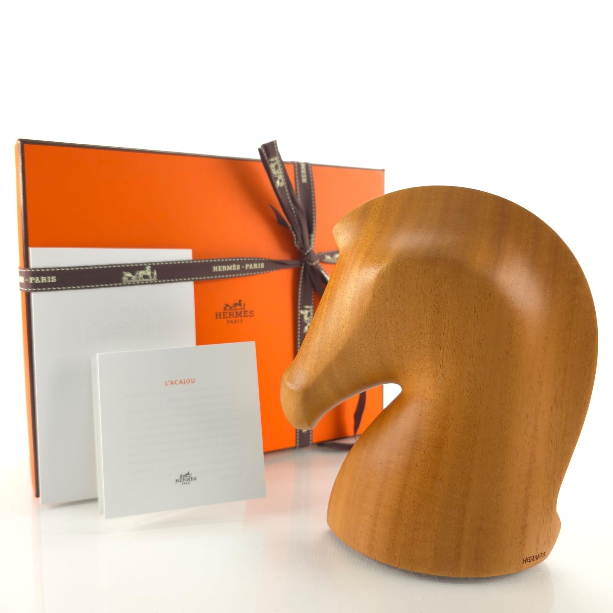Hermès solid natural mahogany  Samarcande paperweight For Sale 3