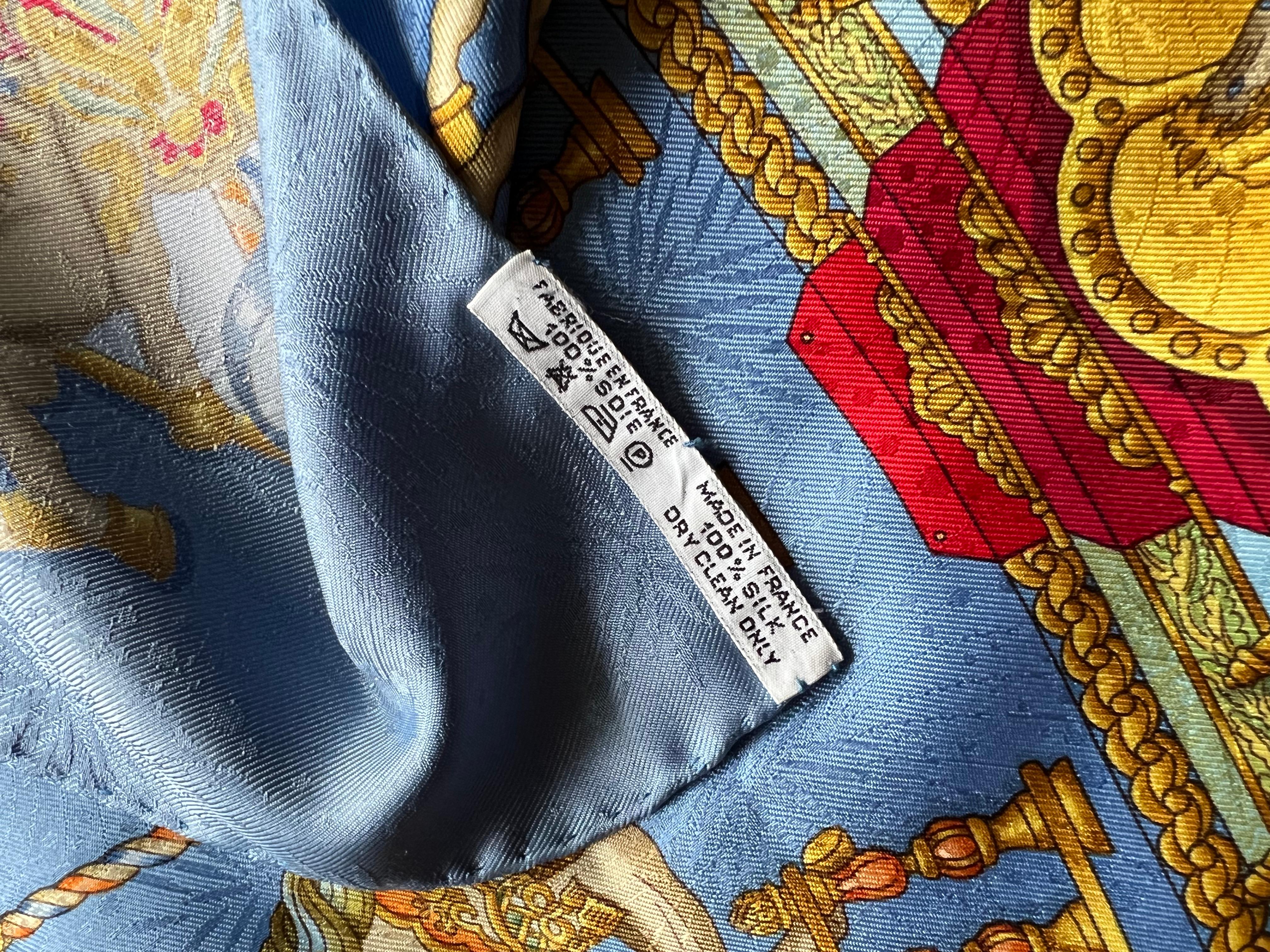 HERMÈS - Solk Scarf 