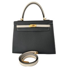 Hermès Special Order (HSS) Kelly Sellier 25 Black and Craie Epsom Brushed Gold 