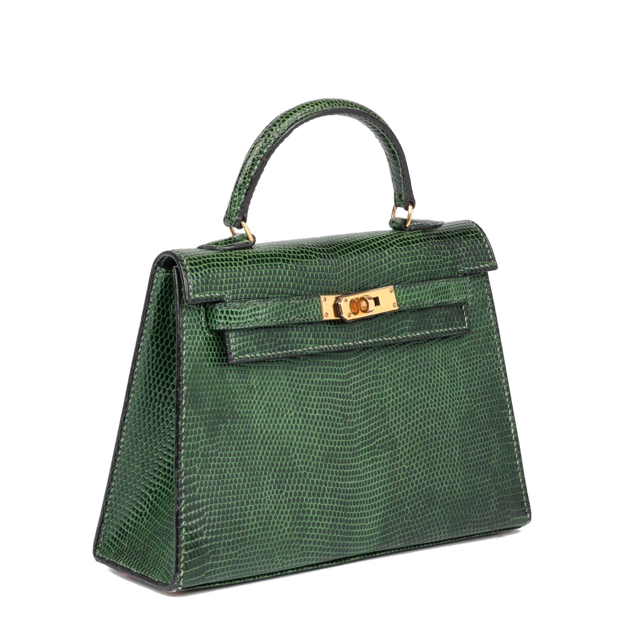 Hermès Vert Moyen Lizard Leather Special Order Vintage Convertible Kelly 15cm Sellier with Constance Belt

CONDITION NOTES
The exterior is in excellent condition with light signs of use.
The interior is in excellent condition with light signs of