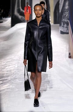 Coates in pelle d'agnello con zip primavera 2021 di Hermes