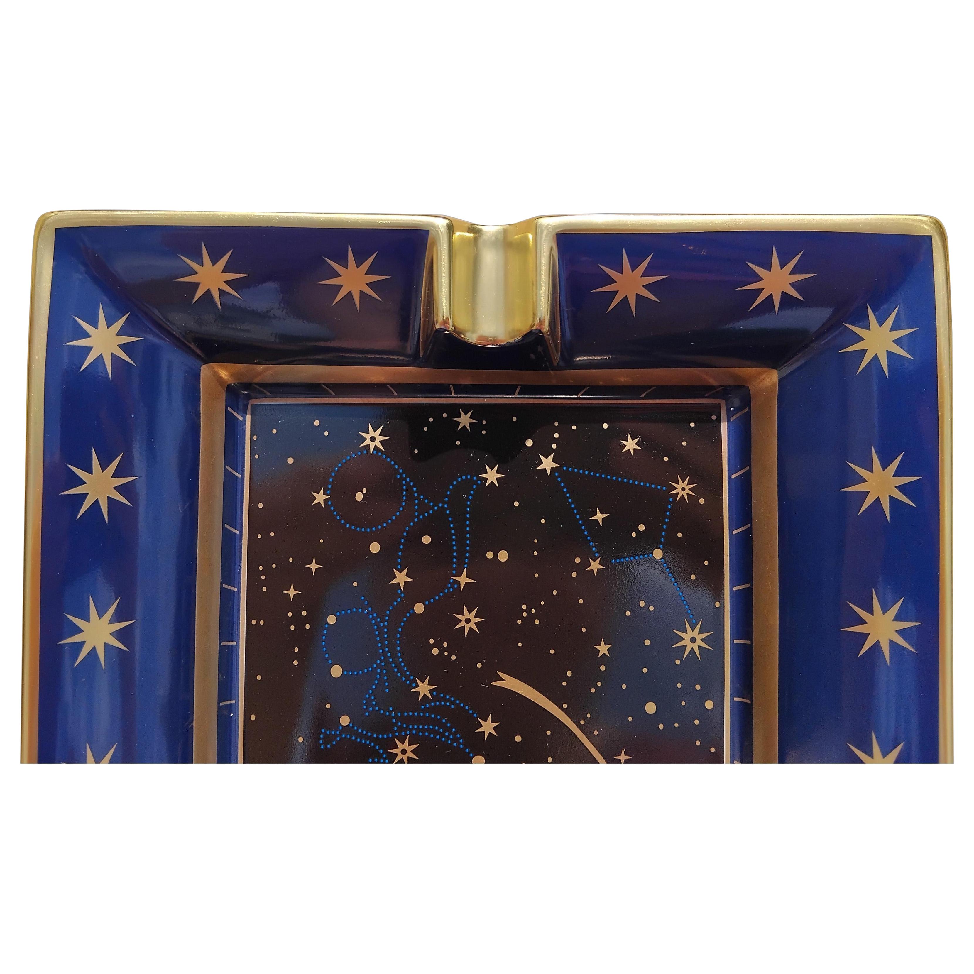 Hermès Stars Cigar Ashtray Change Tray Porcelain Gold Calèche Constellations For Sale 7