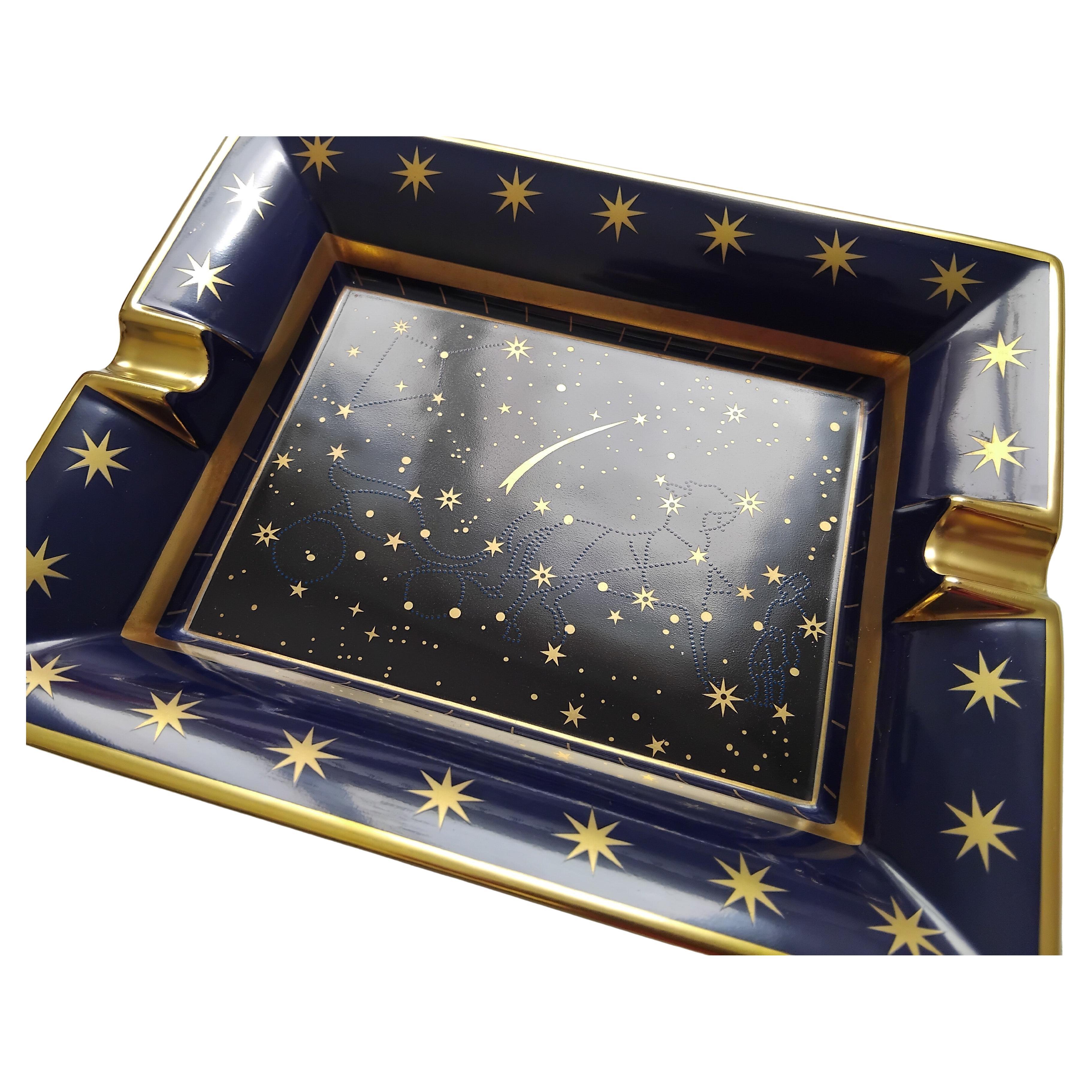 Purple Hermès Stars Cigar Ashtray Change Tray Porcelain Gold Calèche Constellations For Sale