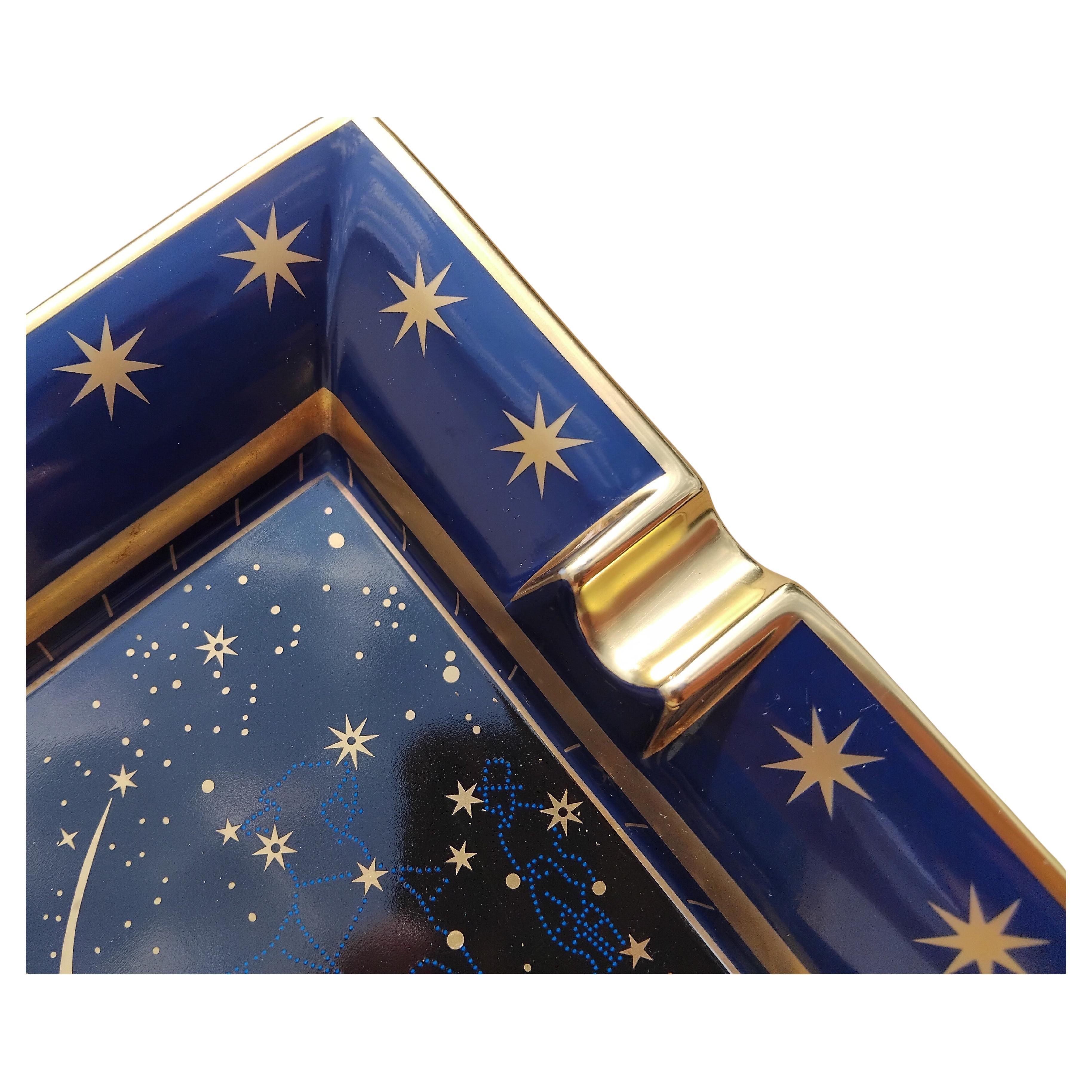 Hermès Stars Cigar Ashtray Change Tray Porcelain Gold Calèche Constellations For Sale 3