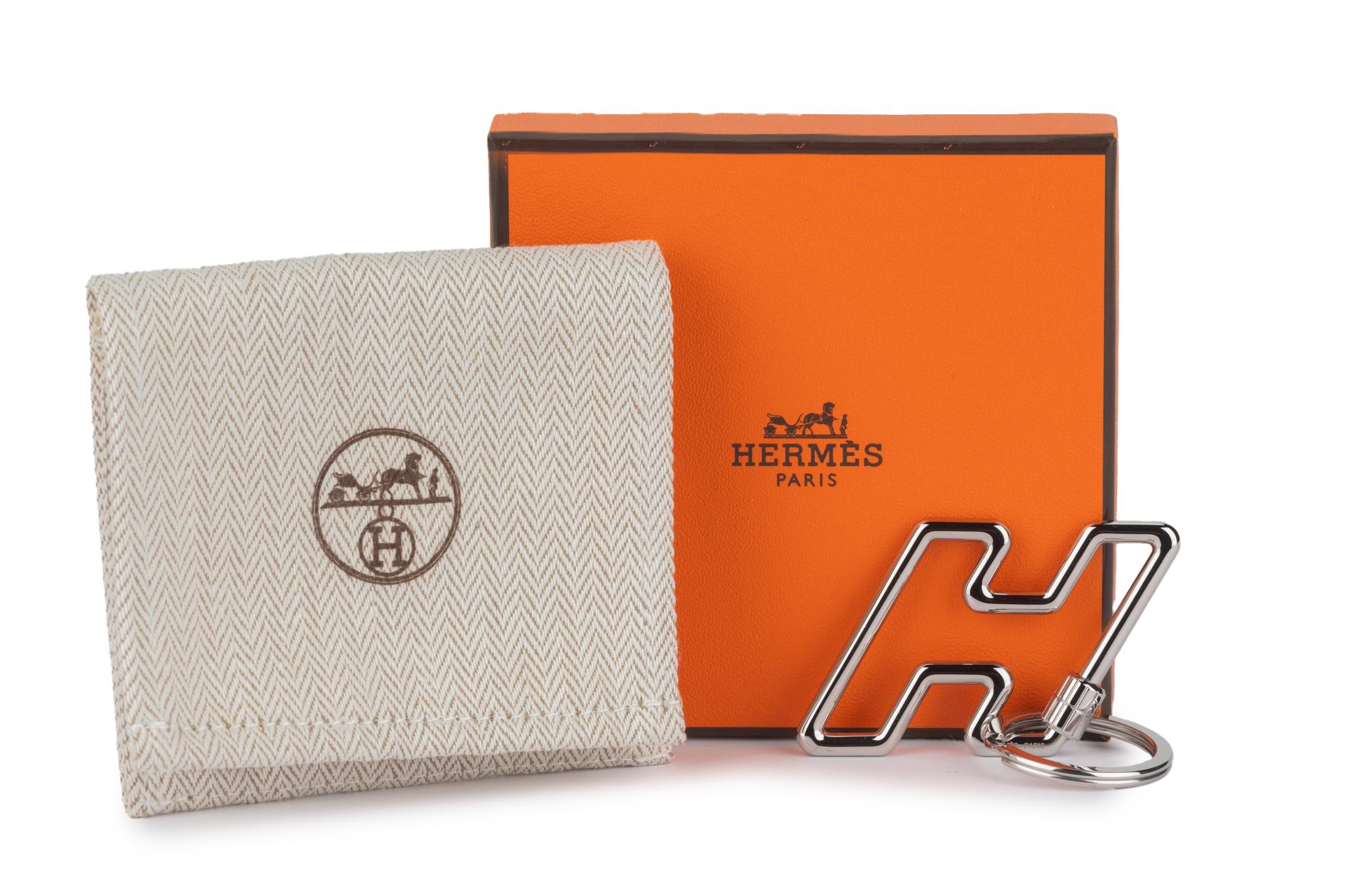 Women's or Men's Hermès Steel H Keychain New In Box For Sale