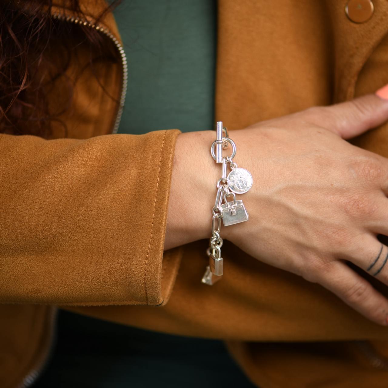 Pulsera Hermès Amuletos de plata de ley en Excelente estado para la venta en Banbury, GB