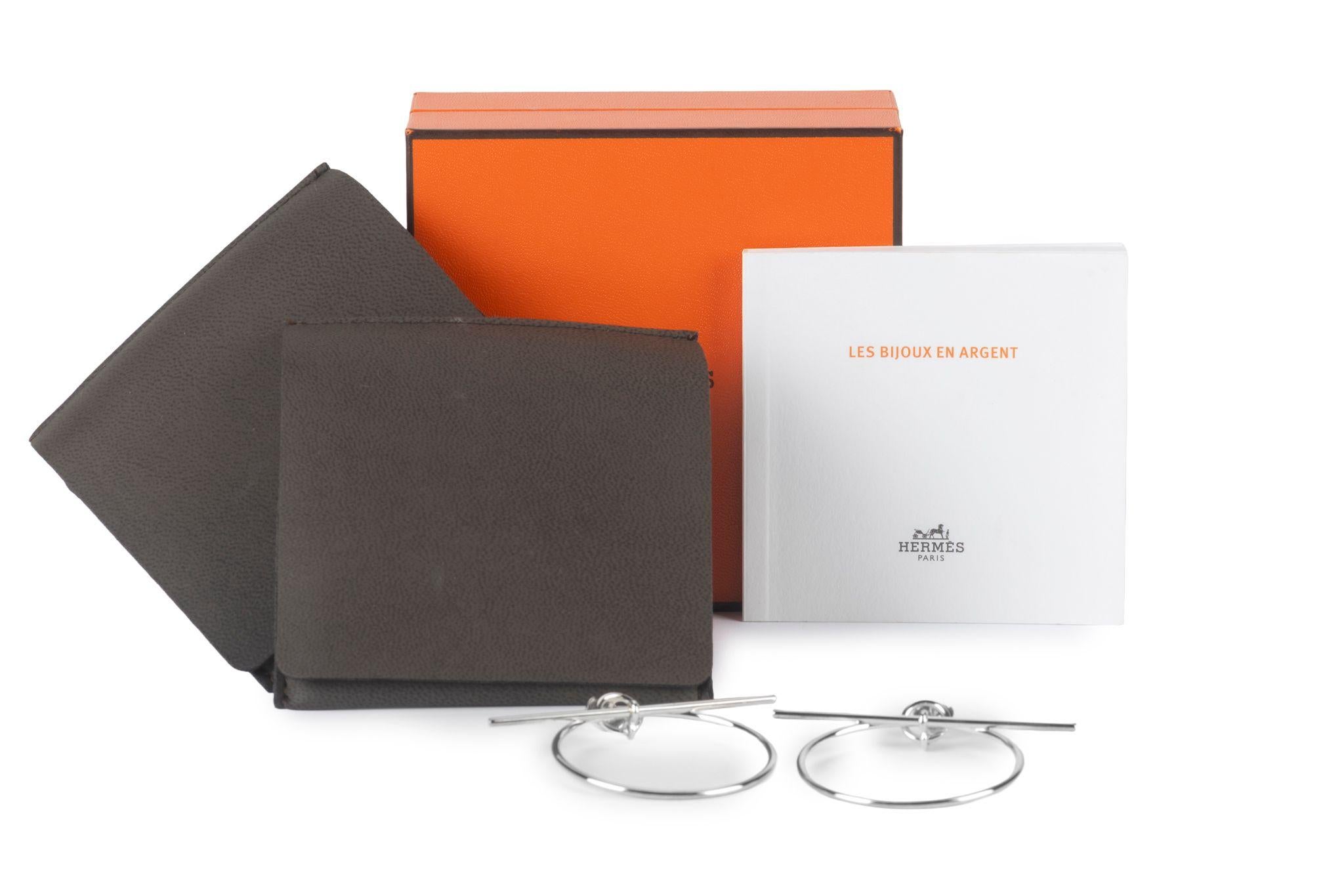 Hermès Orecchini MM in argento Sterling Looping in vendita 3