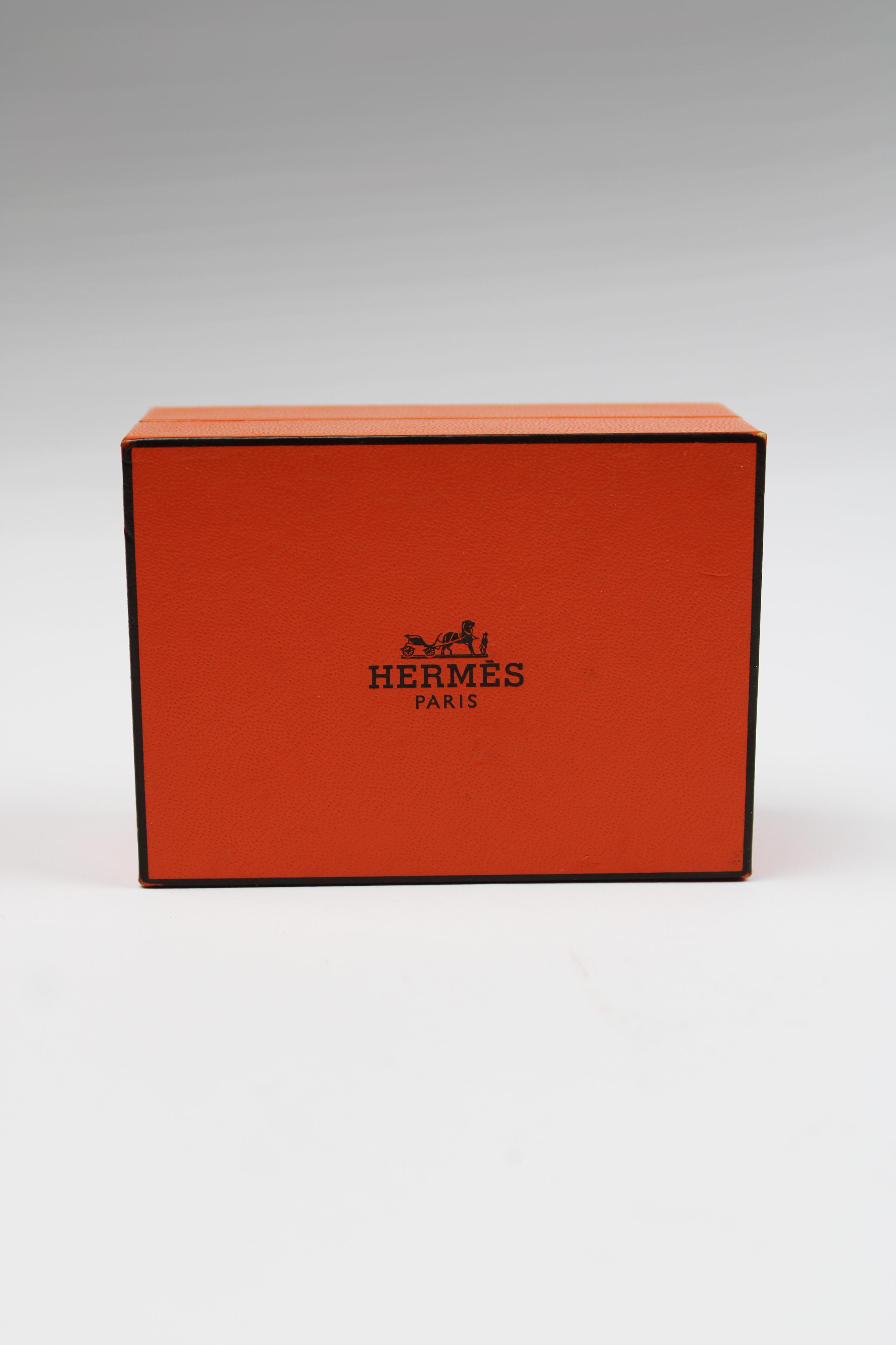 Hermès Sterling Silver Stirrup Cufflinks Box Paris France 21th Century For Sale 3
