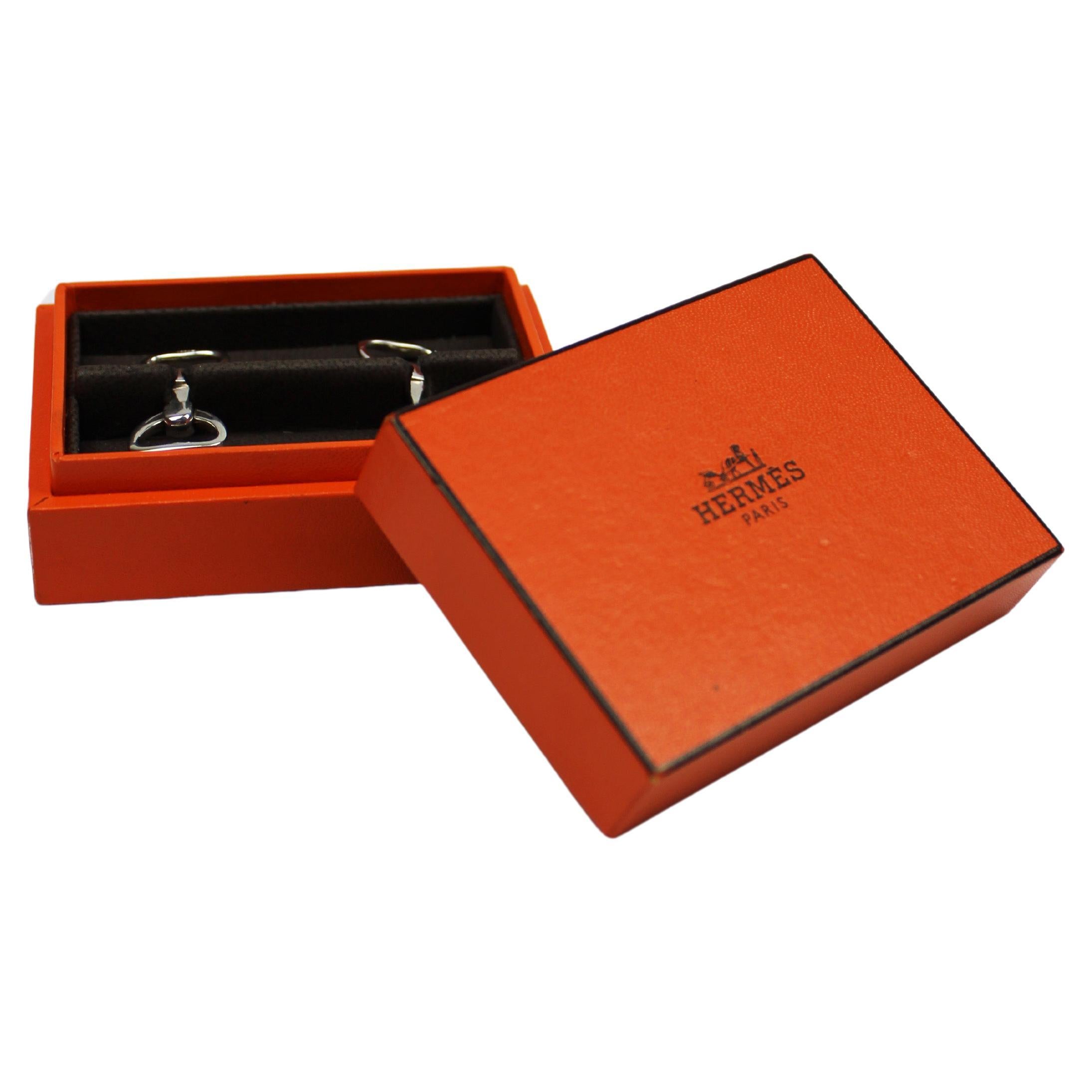 Hermès Sterling Silver Stirrup Cufflinks Box Paris France 21th Century For Sale