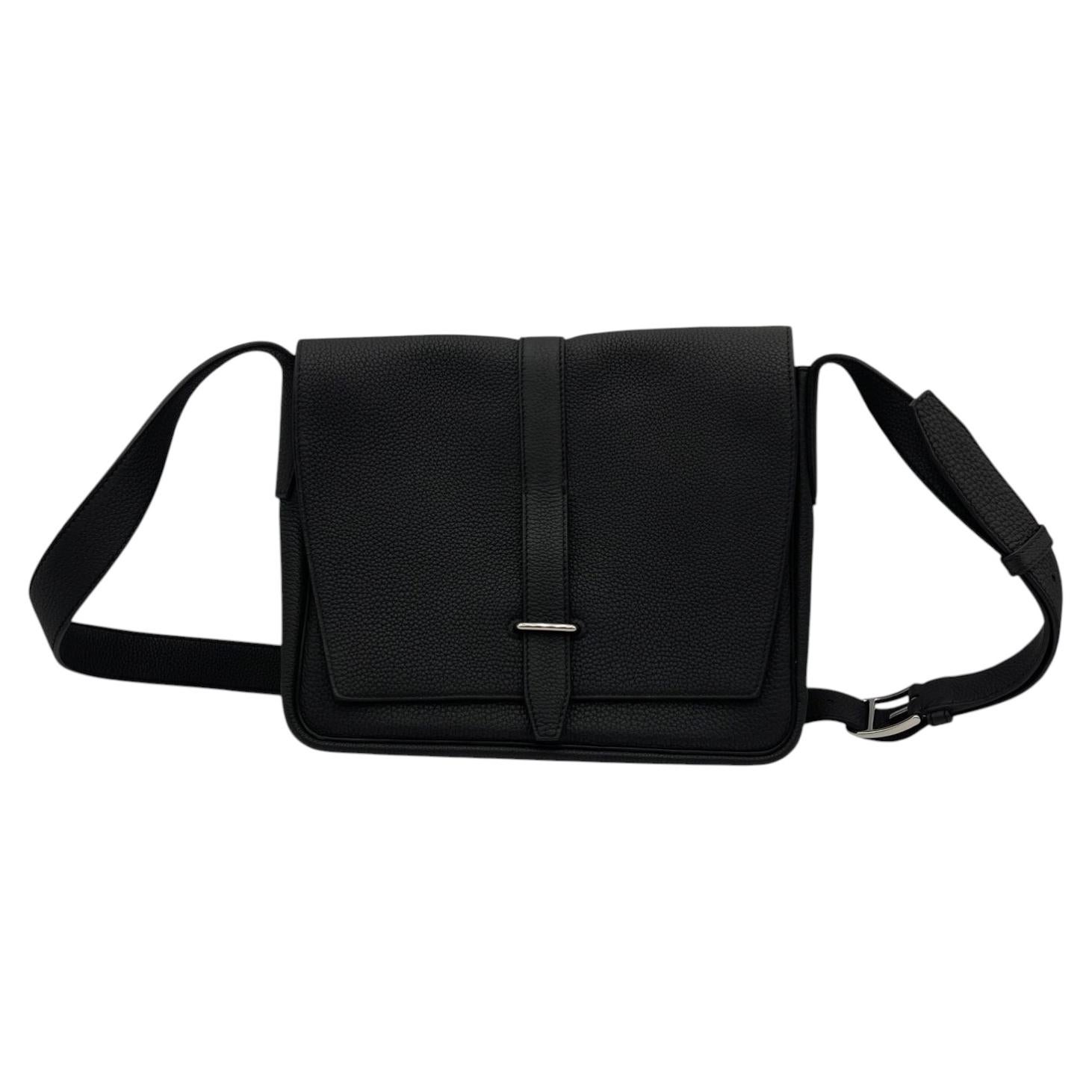 Borsa a tracolla Hermes Steve Light Junior in pelle nera 2024