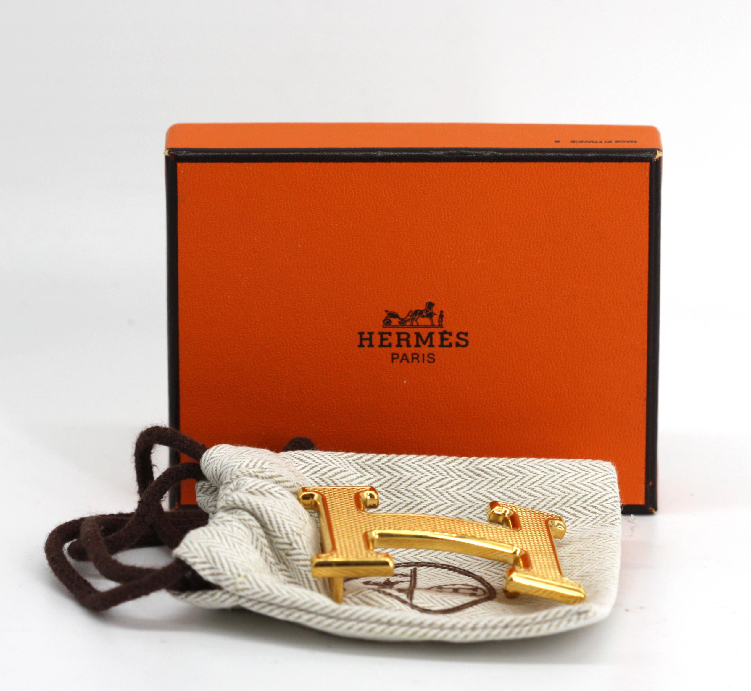 Hermes Stippled Gold-Toned Metal Belt Buckle In Good Condition For Sale In West Palm Beach, FL