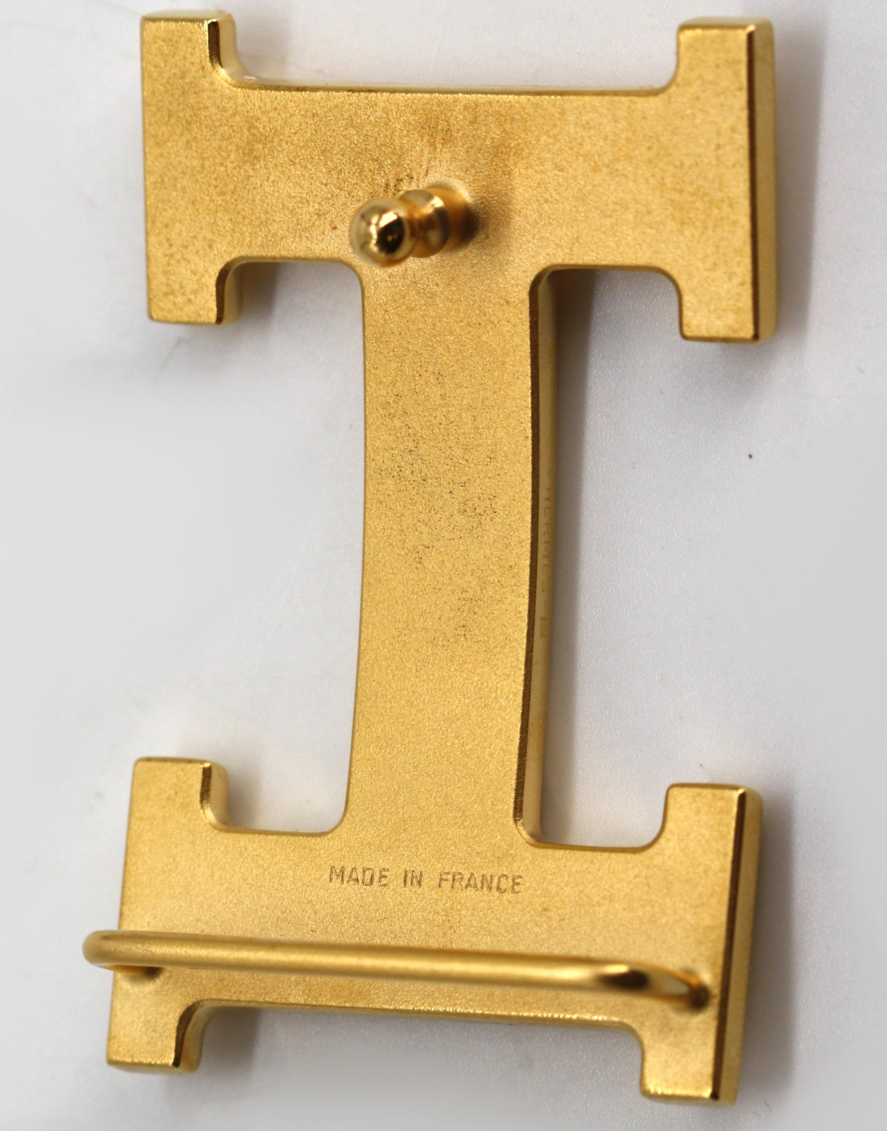 Hermes Stippled Gold-Toned Metal Belt Buckle For Sale 1