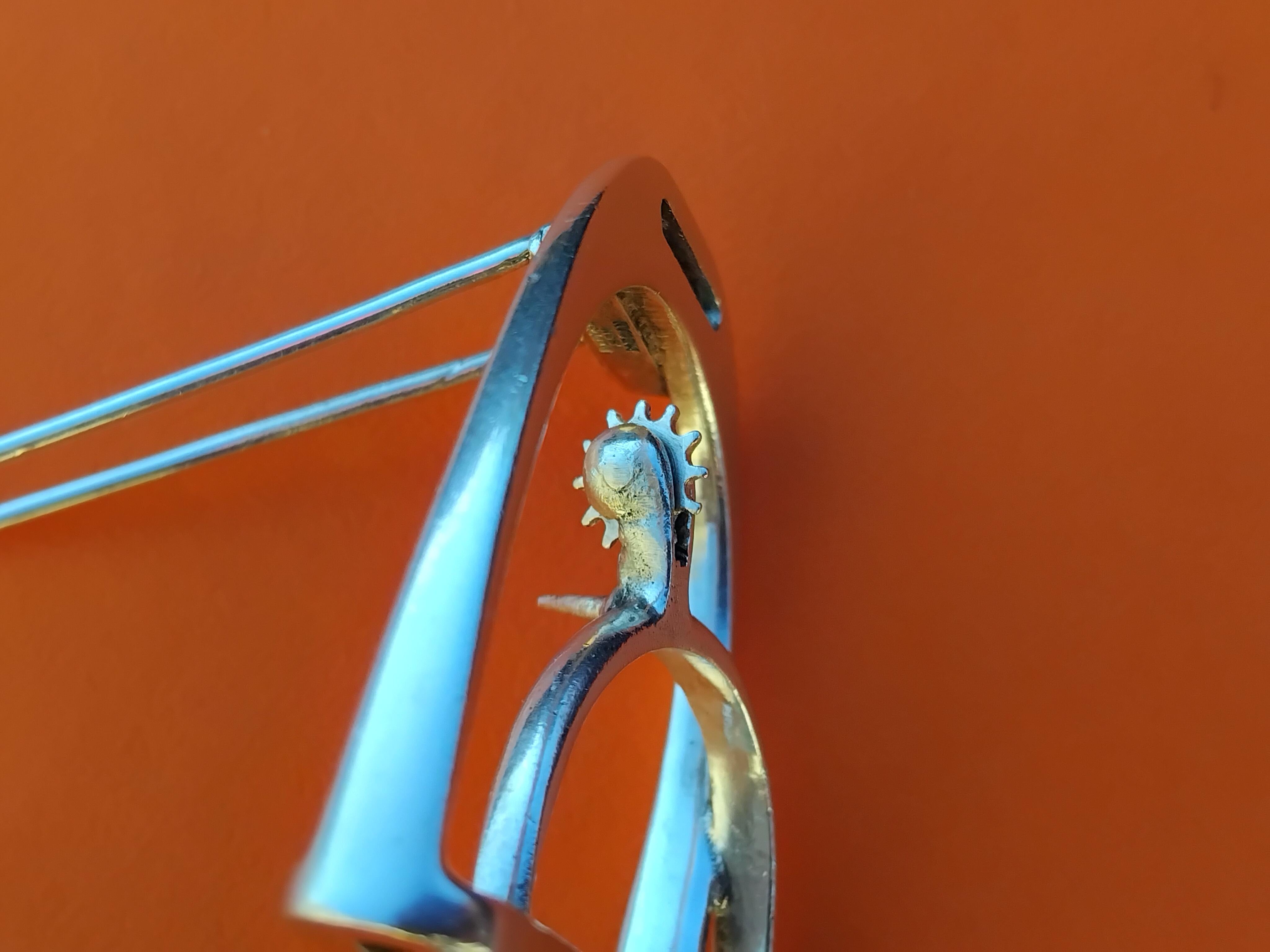 Hermès Stirrup and Spur Silver Brooch Equestrian Horse Texas For Sale 6