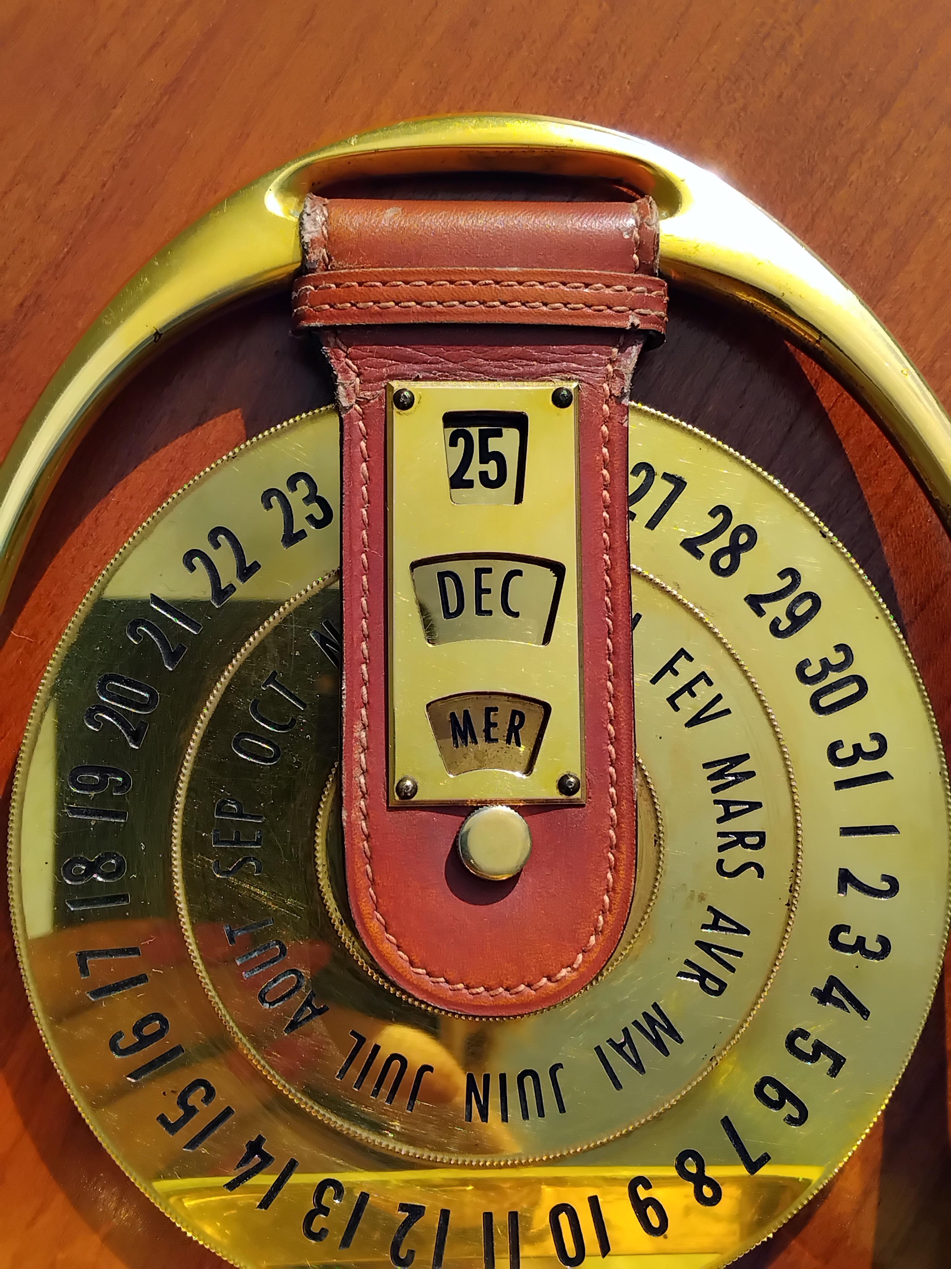 Hermès Calendario Perpetuo a forma di staffa Effemeridi in metallo e pelle 14