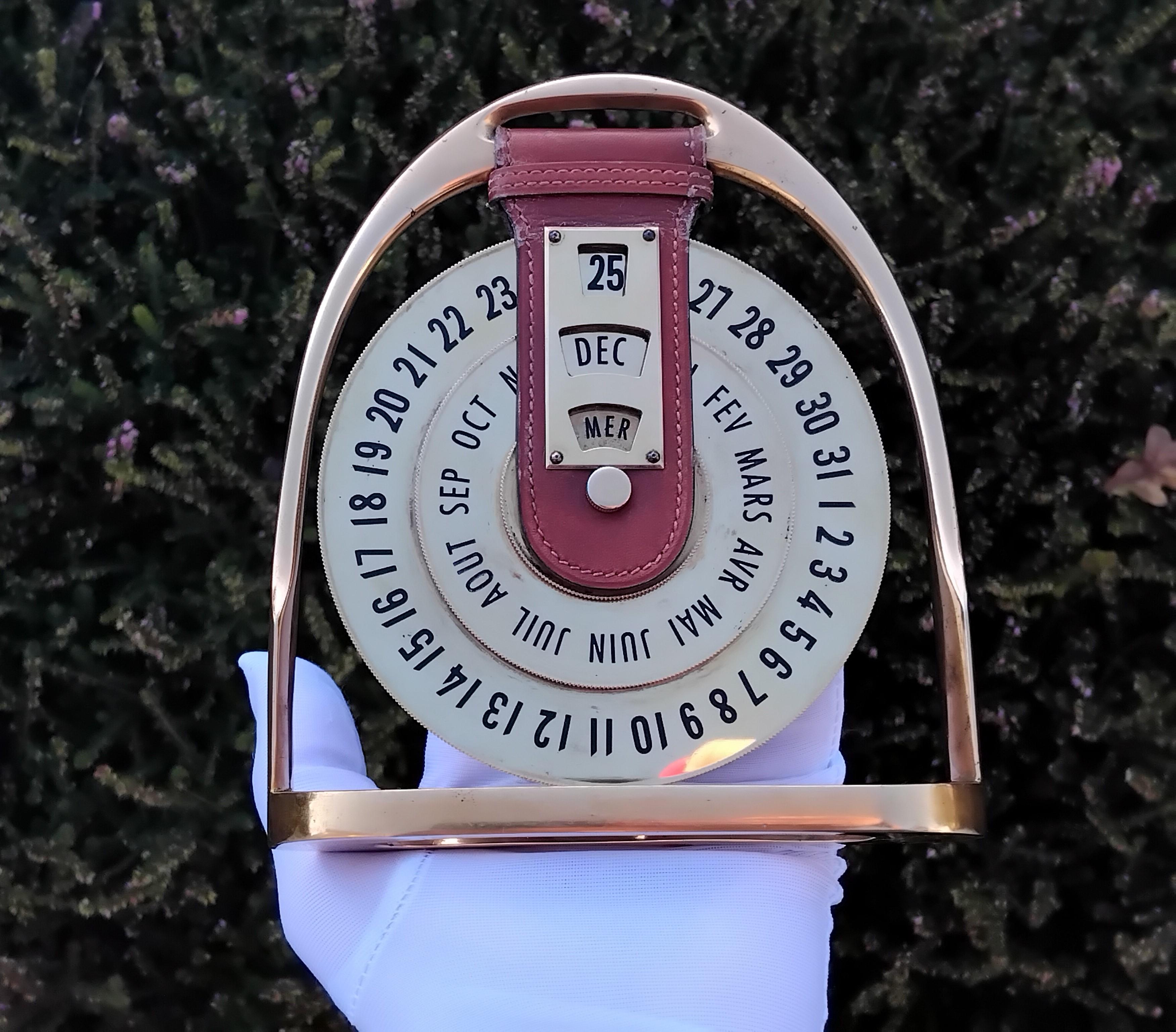 Hermès Calendario Perpetuo a forma di staffa Effemeridi in metallo e pelle 3