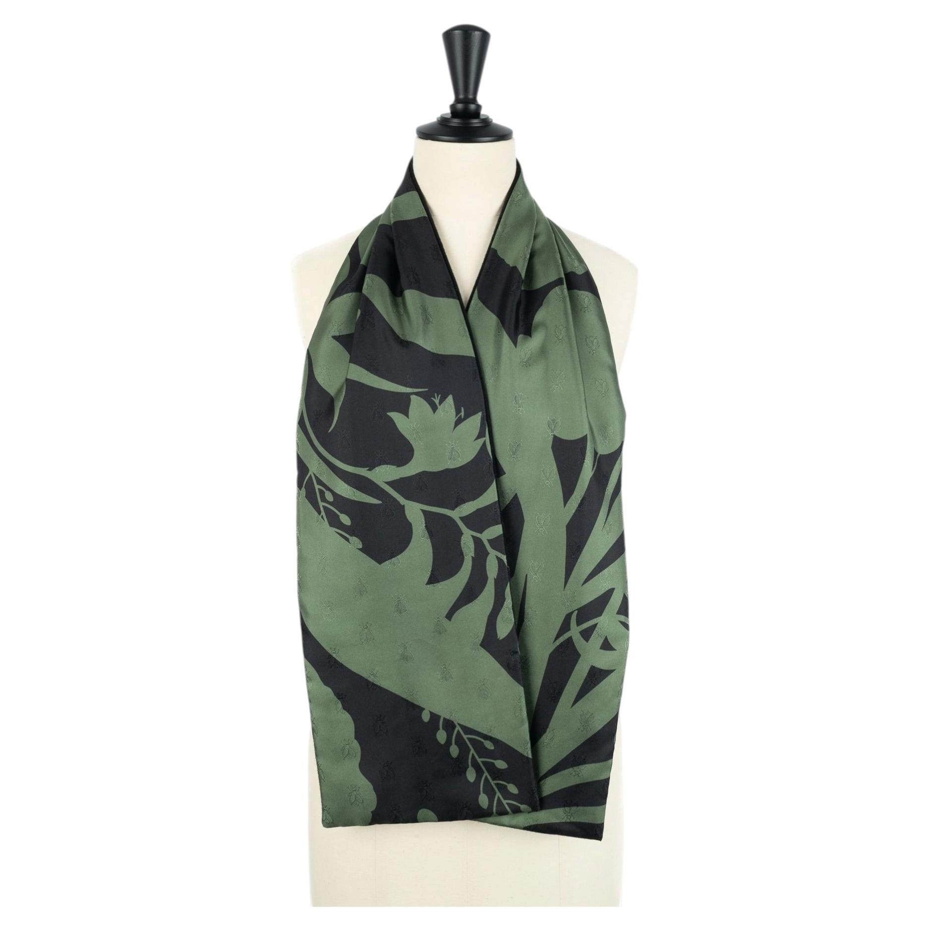 Hermes stole 'Bouquet final' by Katie Scott For Sale