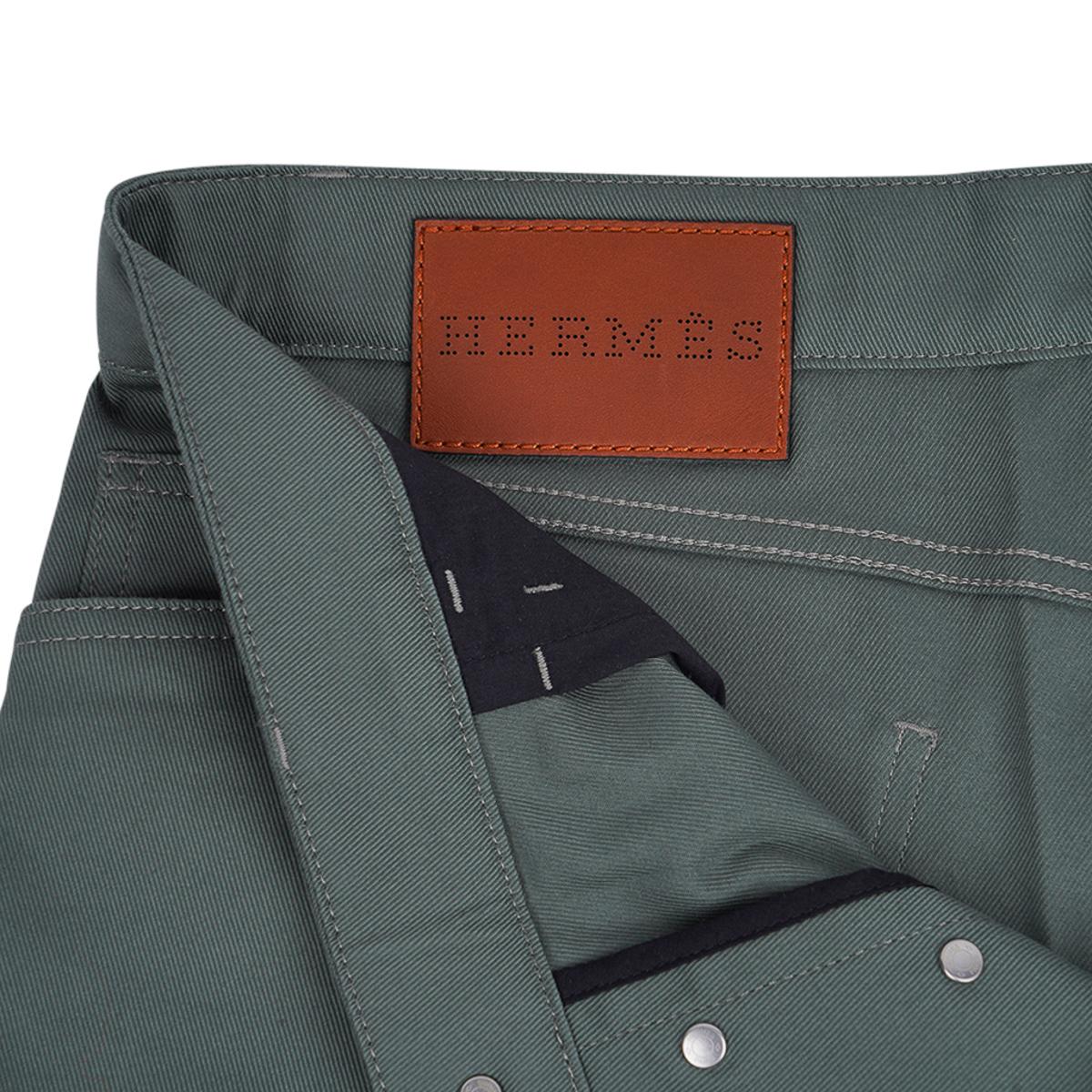 Hermes Straight Cut Jeans Vert de Gris Button Fly / Logo Buttons 40 For Sale 3