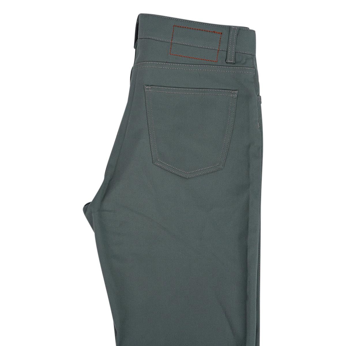 Hermès - Blouson droit « Vert de Gris » en jean avec boutons et boutons à logo, taille 40 en vente 4