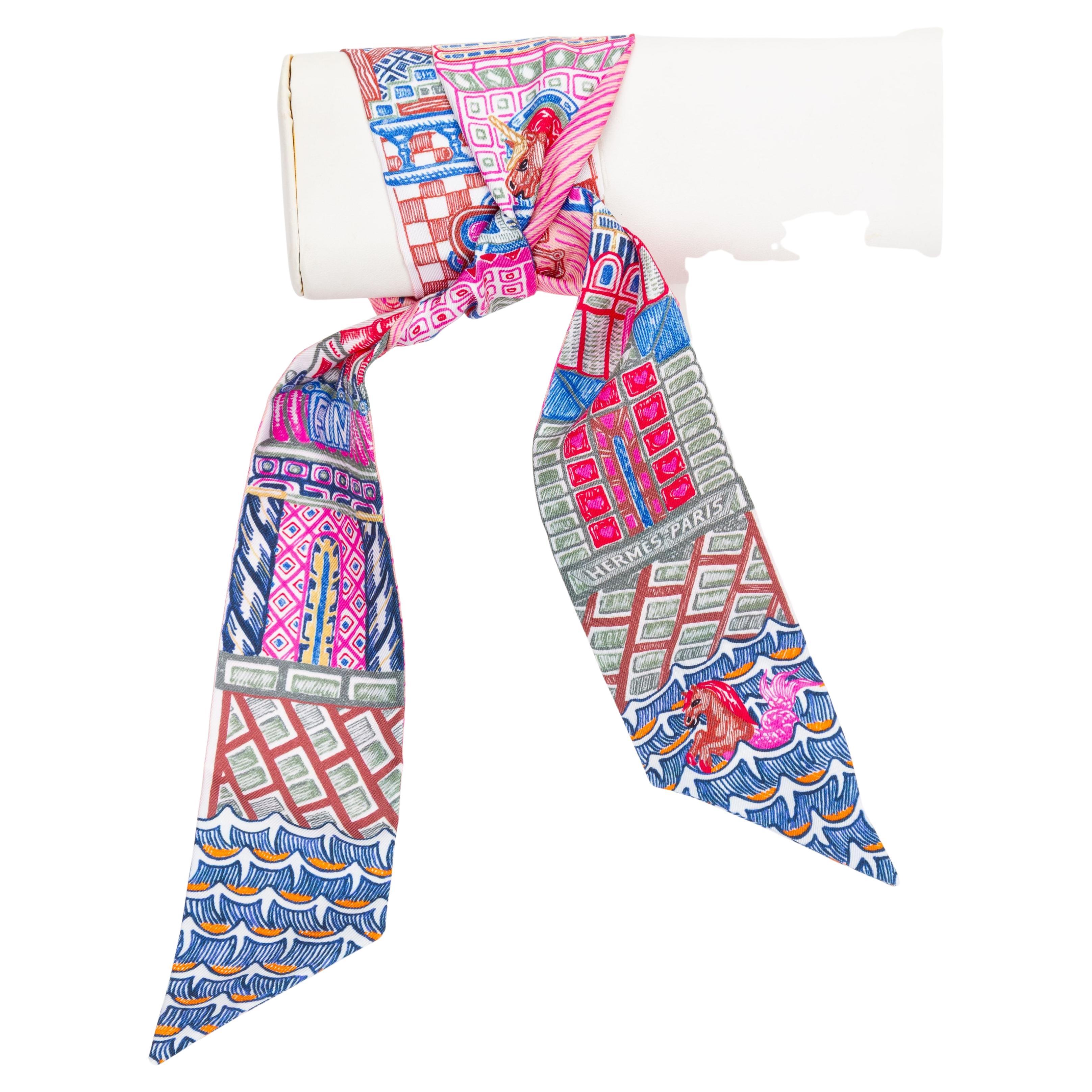 What is a Twilly scarf?