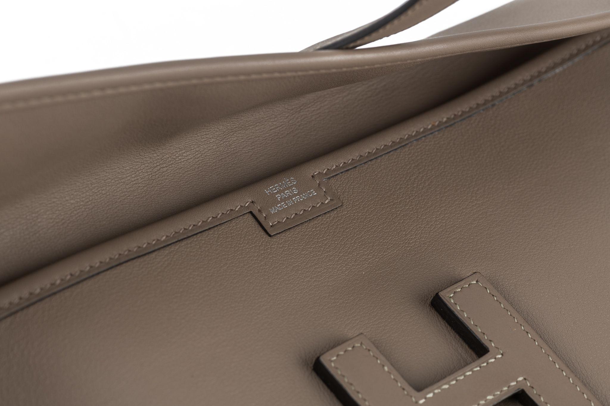 Donna Hermès Swift Jige Elan 29 Clutch Etoupe in vendita