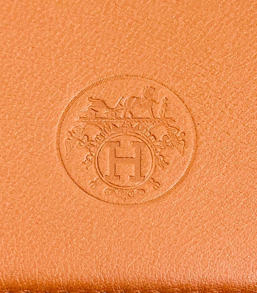 Funda para iPad Hermes Swift de piel con logotipo 3