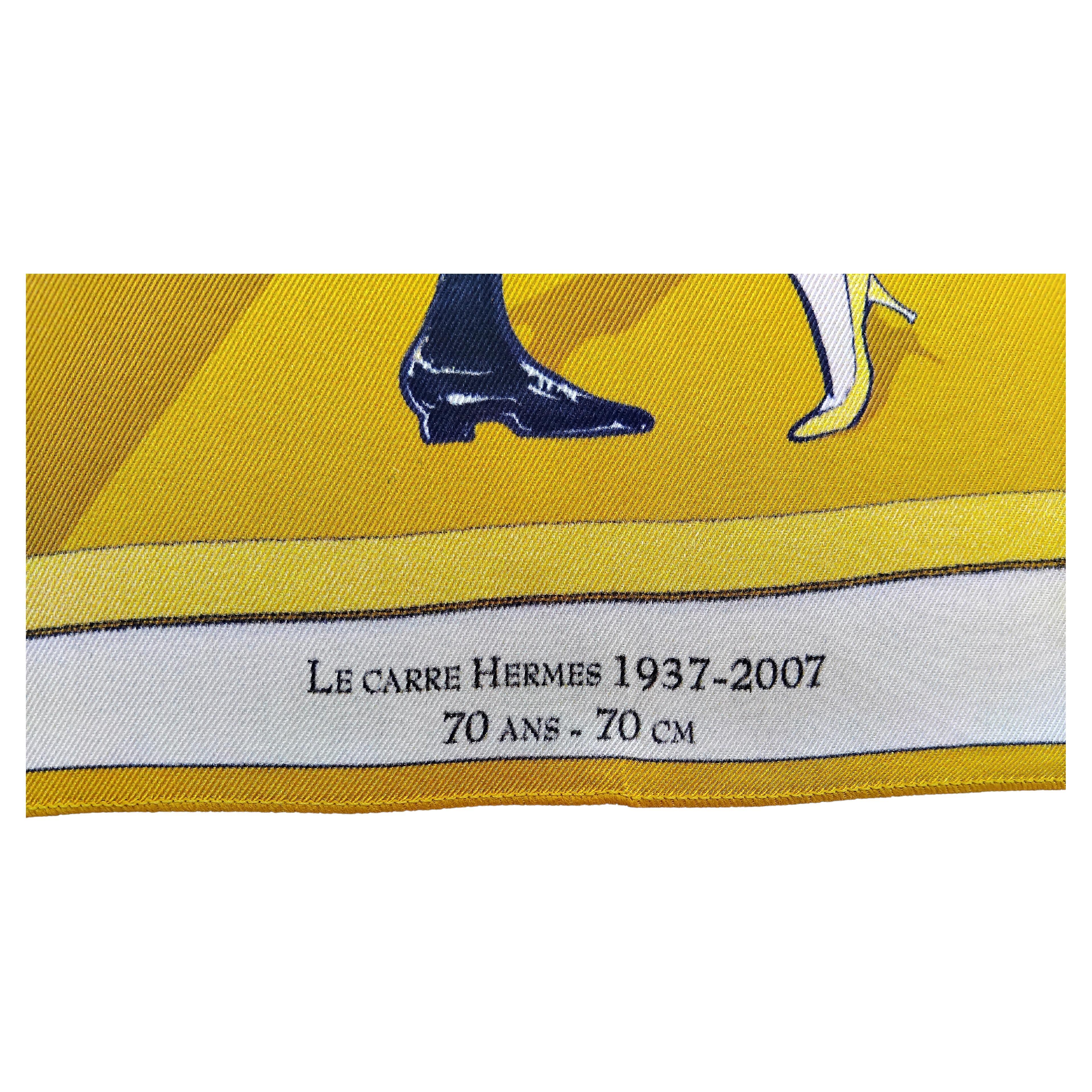 Women's Hermès Swinging Saint Germain Mini Scarf Special Edition For Sale
