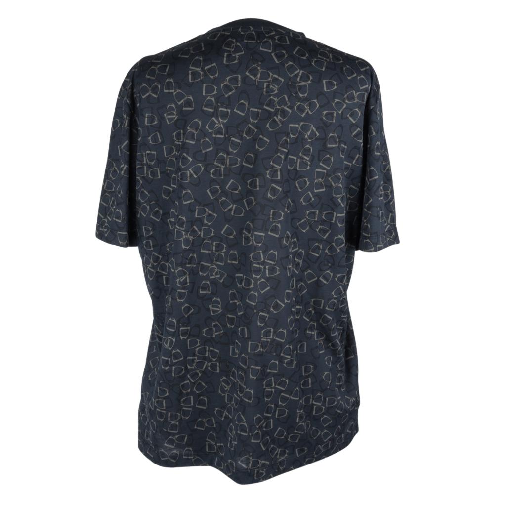 Hermes T-Shirt Men's Etriers Stirrup Print Bleu Nuit Cotton L nwt  In New Condition In Miami, FL
