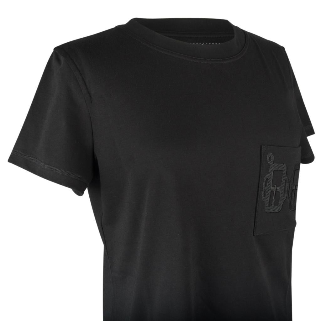Hermes T-Shirt Schwarze bestickte Tasche für Damen 42 nwt im Angebot 2